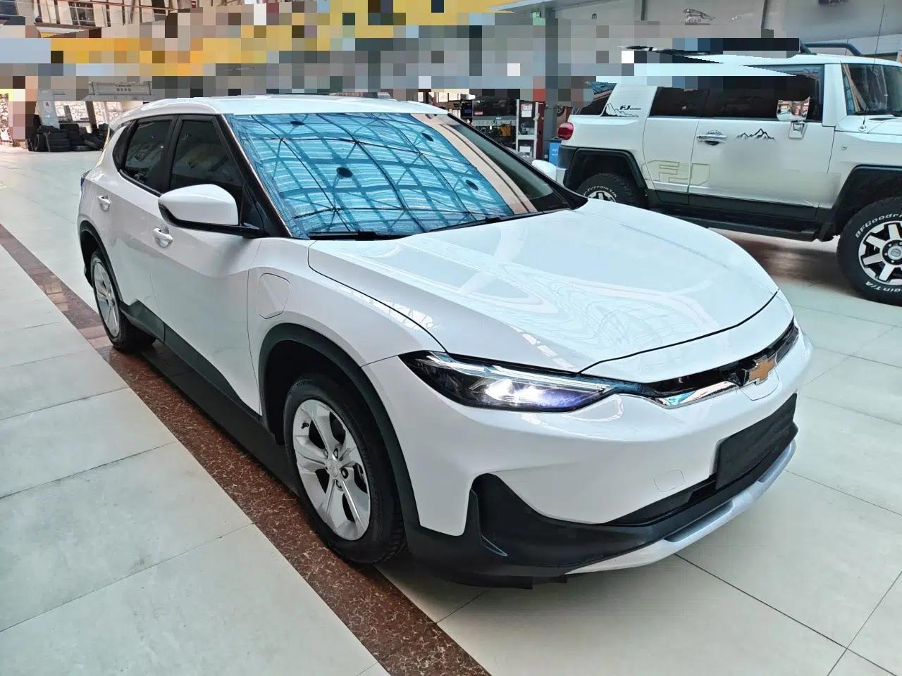 Chevrolet Menlo 2023 Starry Edition — миниатюра 3