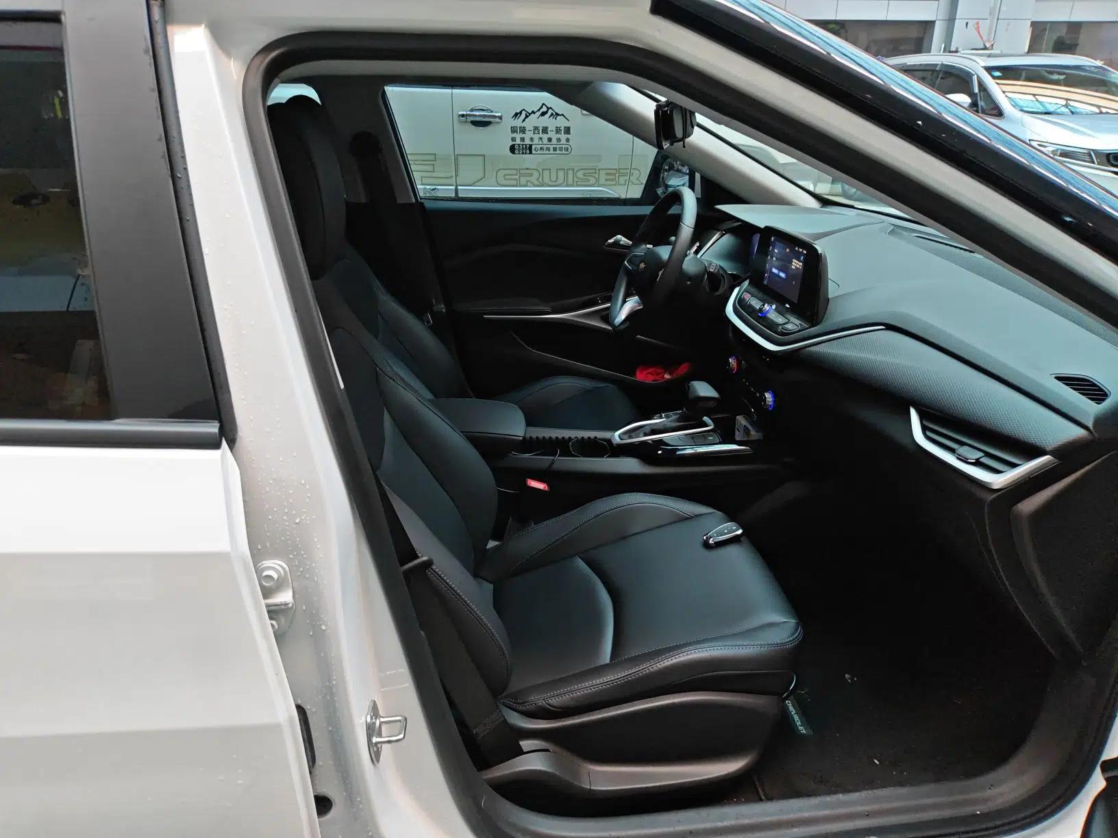 Chevrolet Menlo 2023 Starry Edition — миниатюра 23