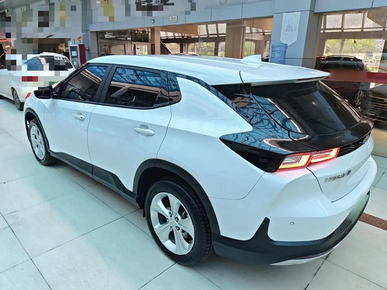Chevrolet Menlo 2023 Starry Edition — миниатюра 4