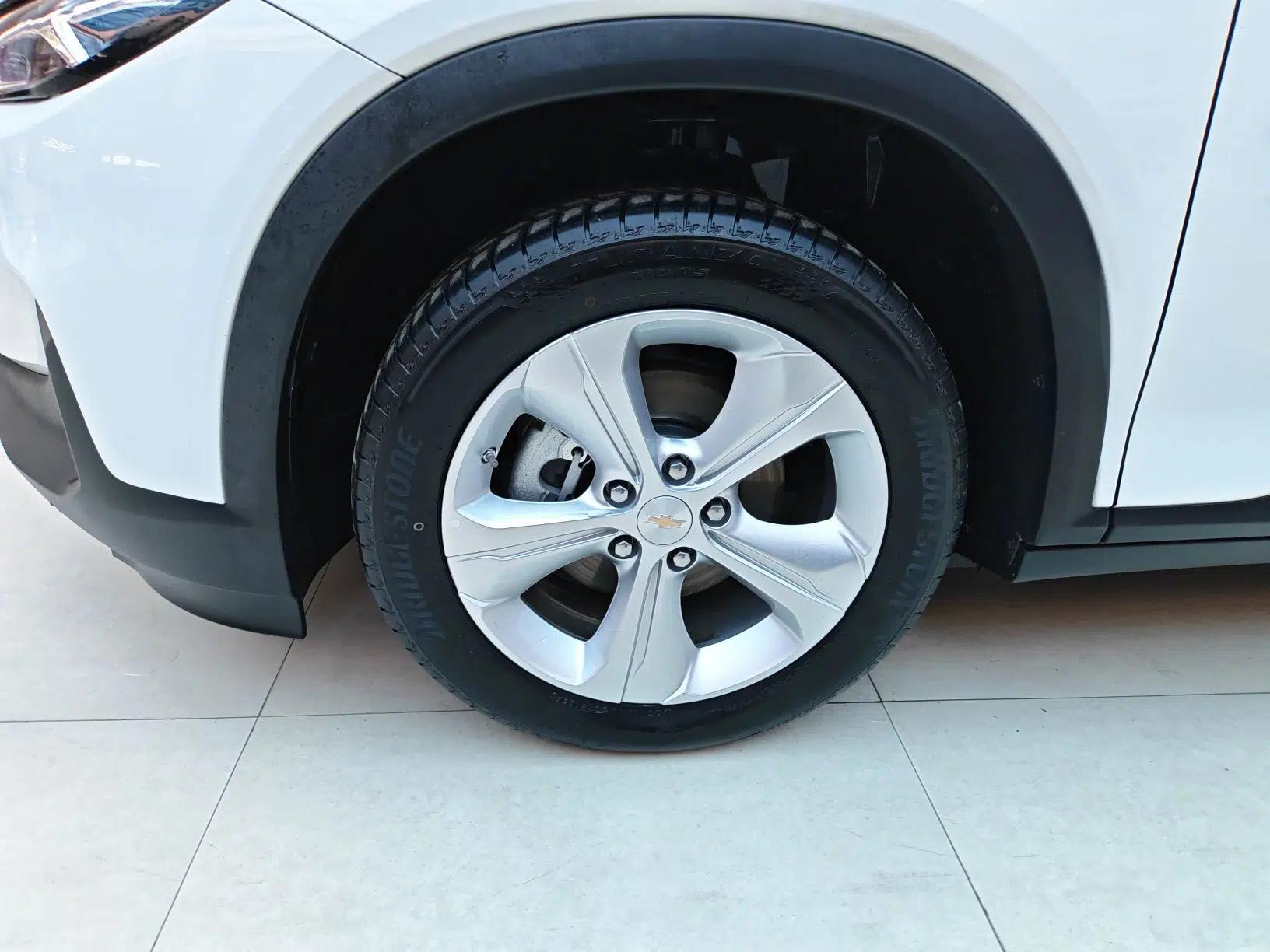 Chevrolet Menlo 2023 Starry Edition — миниатюра 8