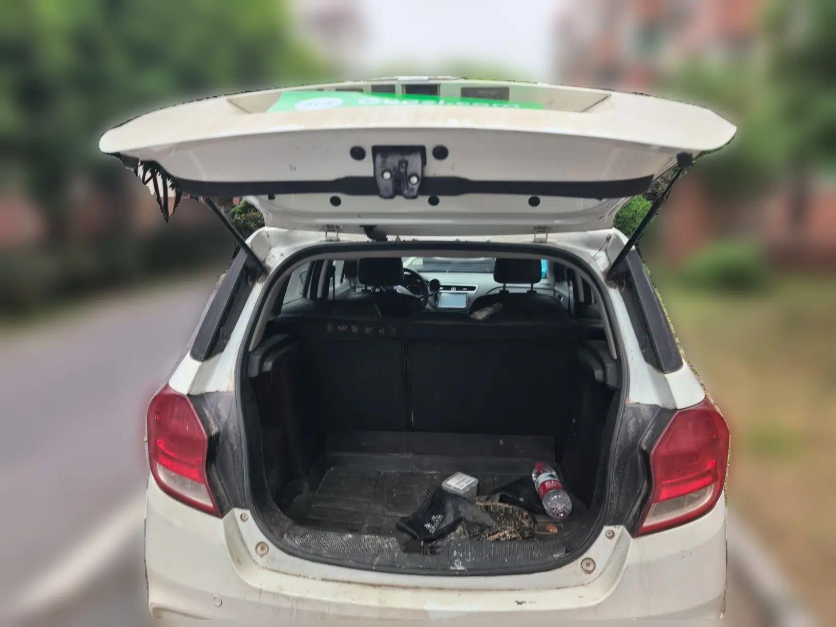 Chevrolet Lova RV 2016 1.5L Automatic Smart Drive Edition — миниатюра 20