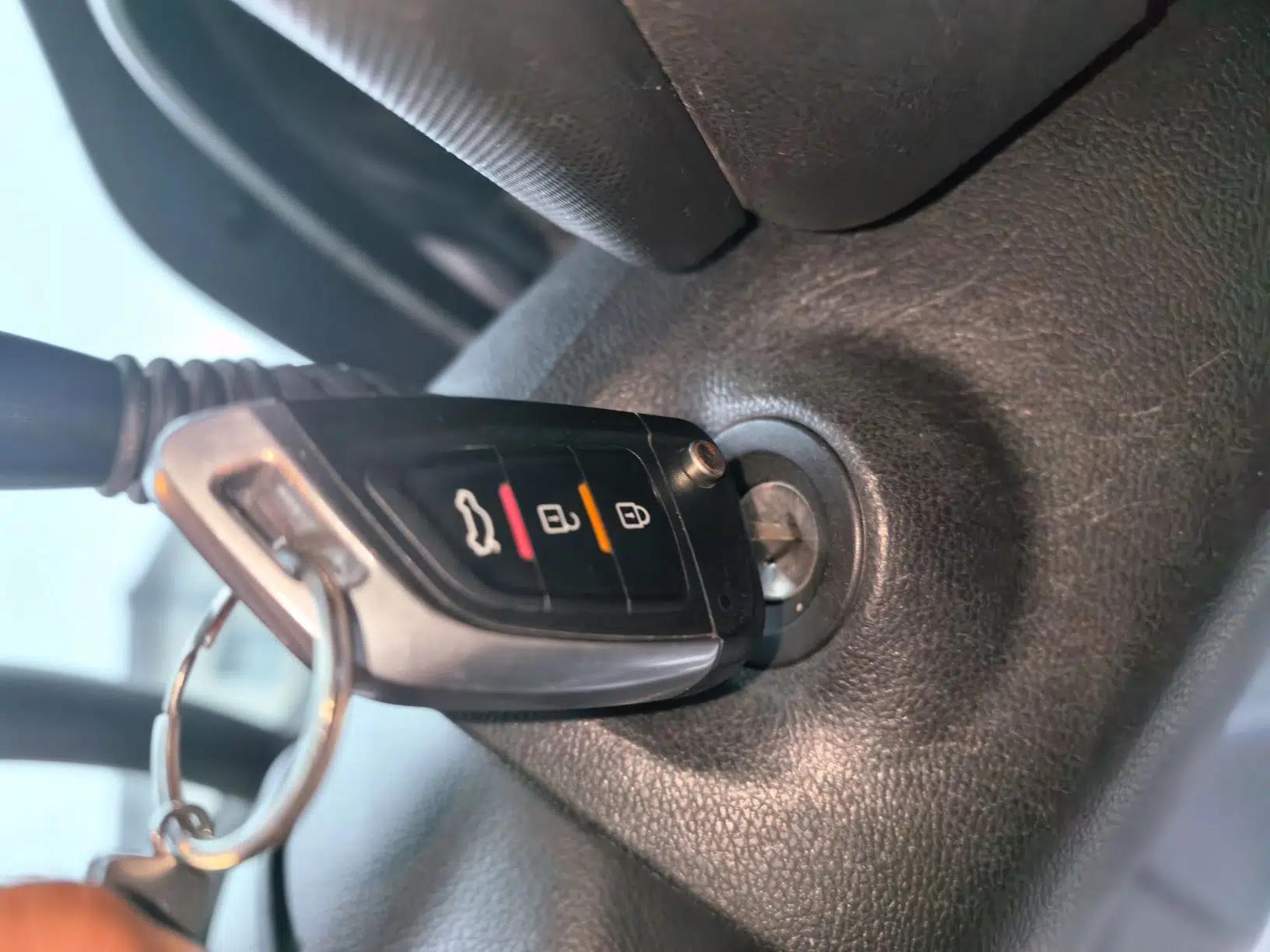 Chevrolet Lova RV 2016 1.5L Automatic Smart Drive Edition — миниатюра 9