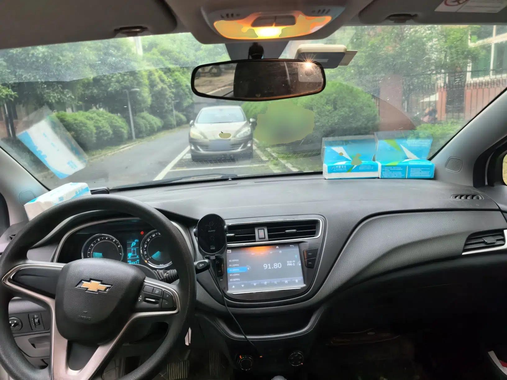 Chevrolet Lova RV 2016 1.5L Automatic Smart Drive Edition — миниатюра 10