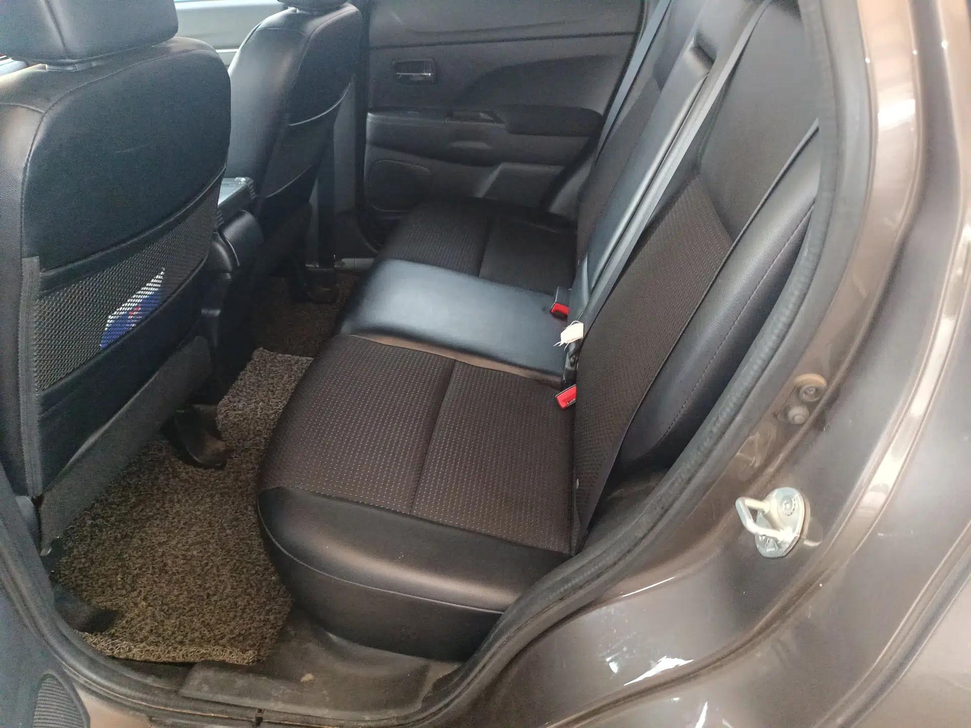 Citroen C4 Aircross 2013 2.0L Two-Wheel Drive Comfort Edition — миниатюра 20