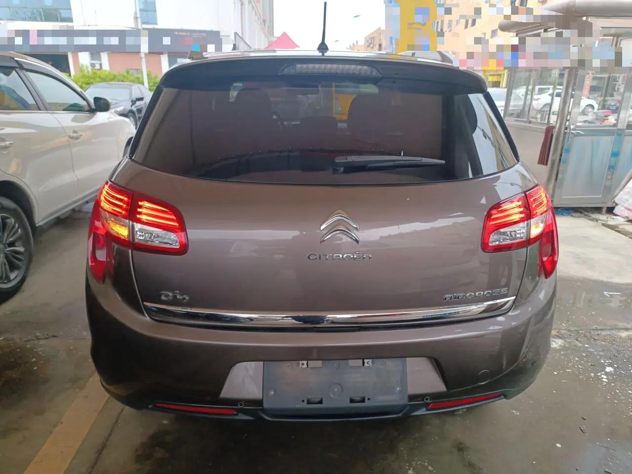 Citroen C4 Aircross 2013 2.0L Two-Wheel Drive Comfort Edition — миниатюра 5
