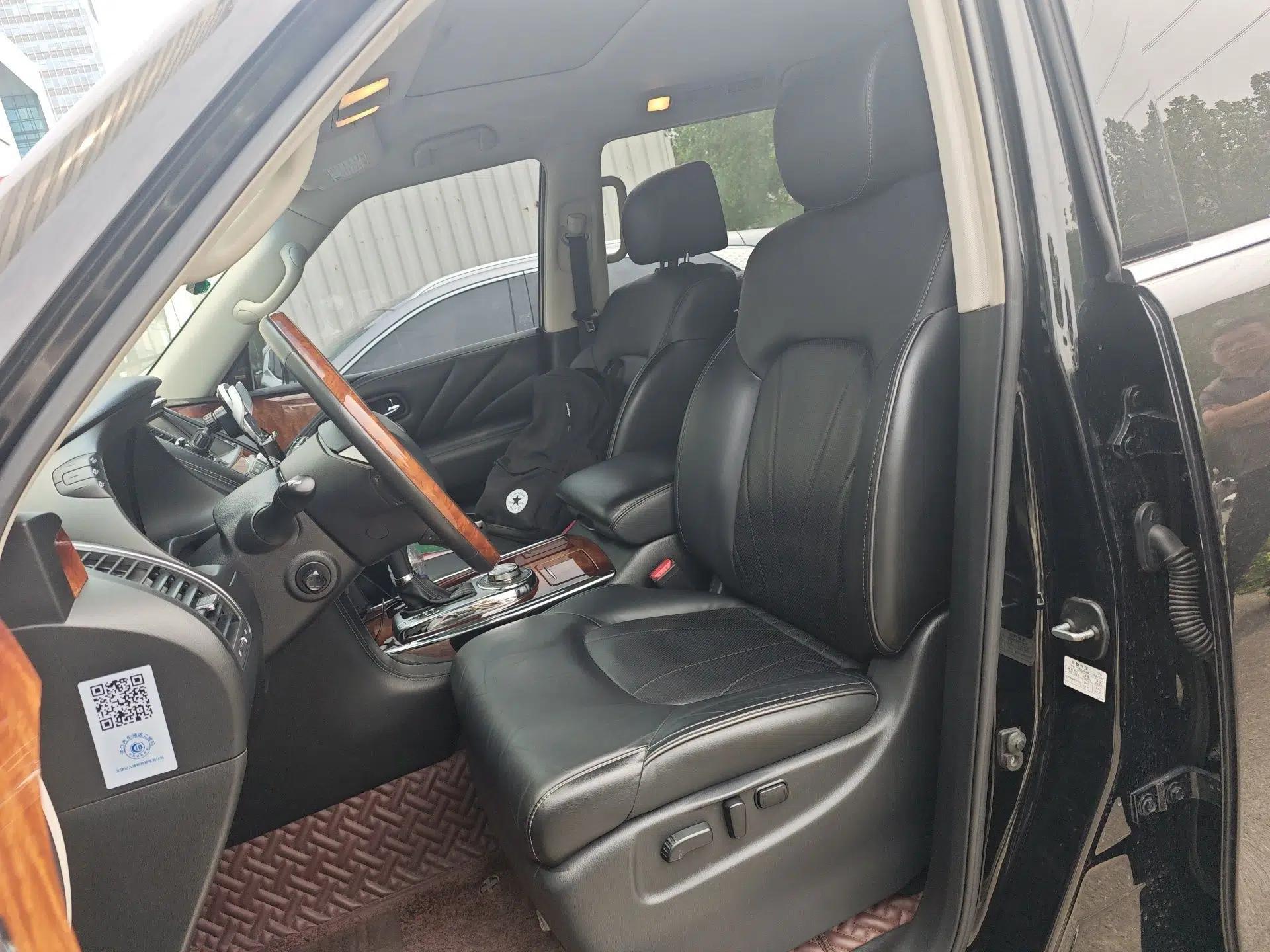 Infiniti QX80 2016 5.6L 4WD — миниатюра 16