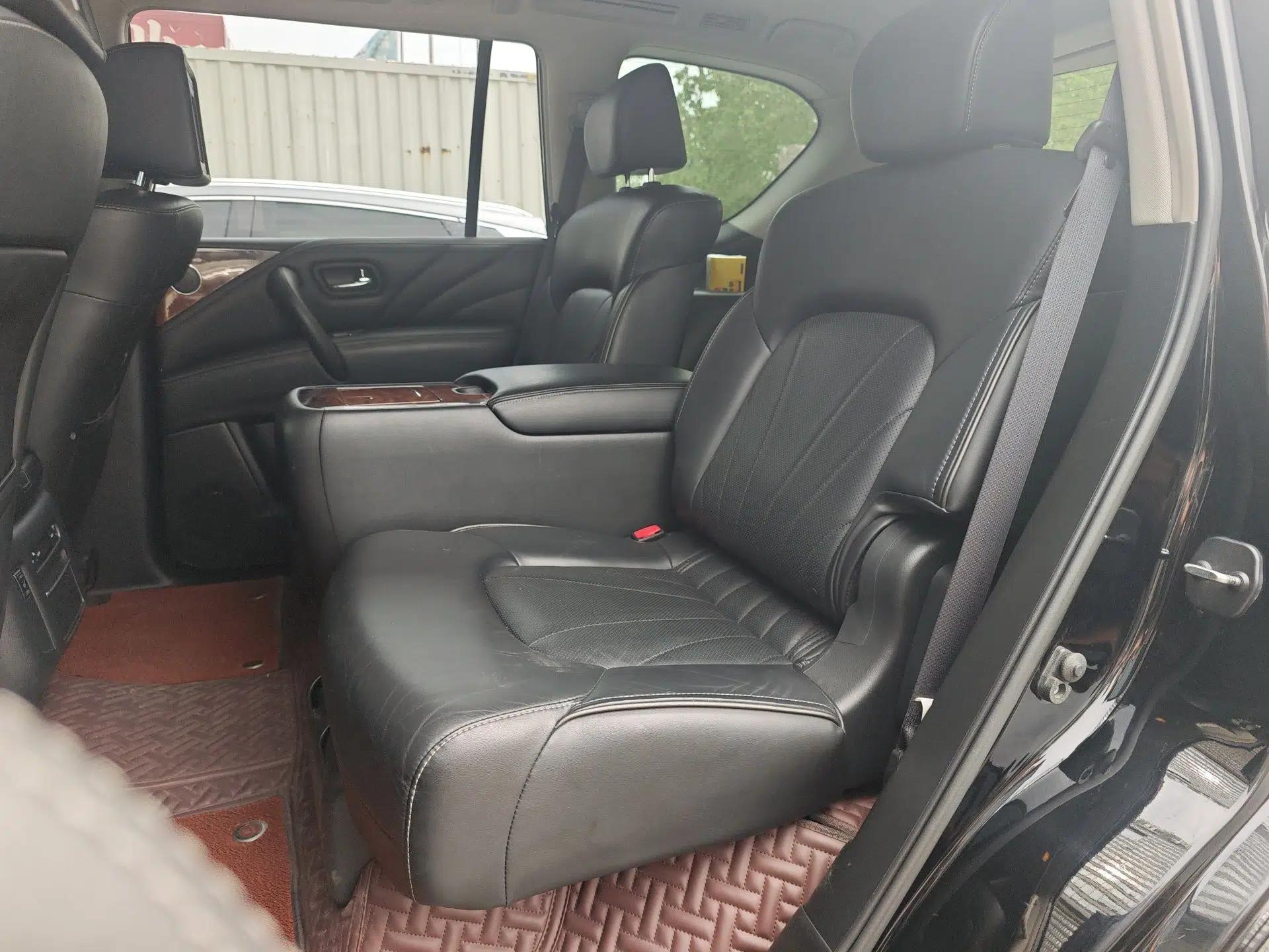 Infiniti QX80 2016 5.6L 4WD — миниатюра 18