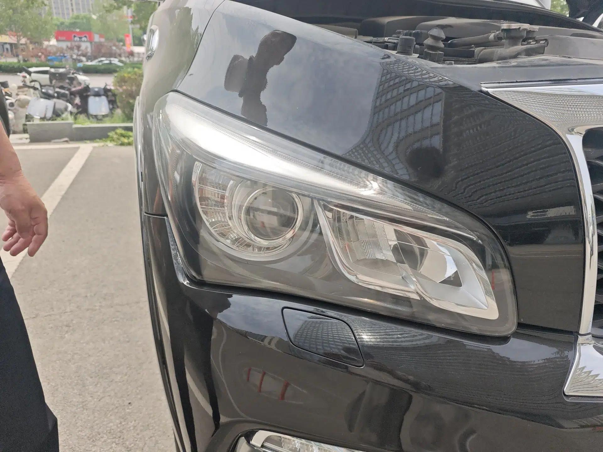 Infiniti QX80 2016 5.6L 4WD — миниатюра 7
