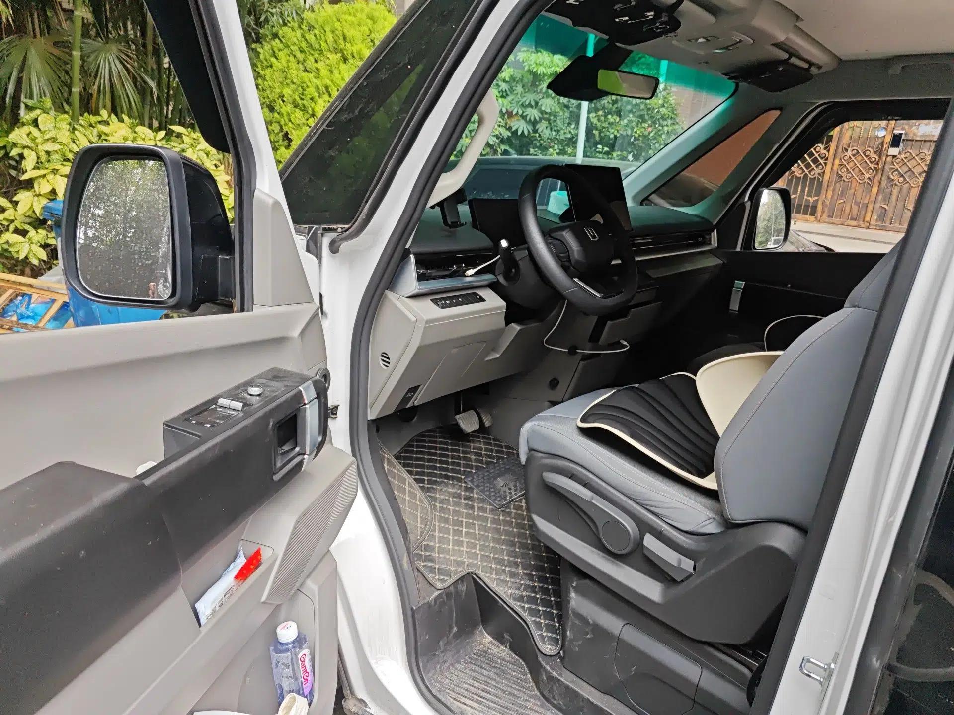 Farizon Super VAN 2025 Model, Zhifu Edition, Mid-axle High-roof, 68 kWh, Zhixin — миниатюра 17