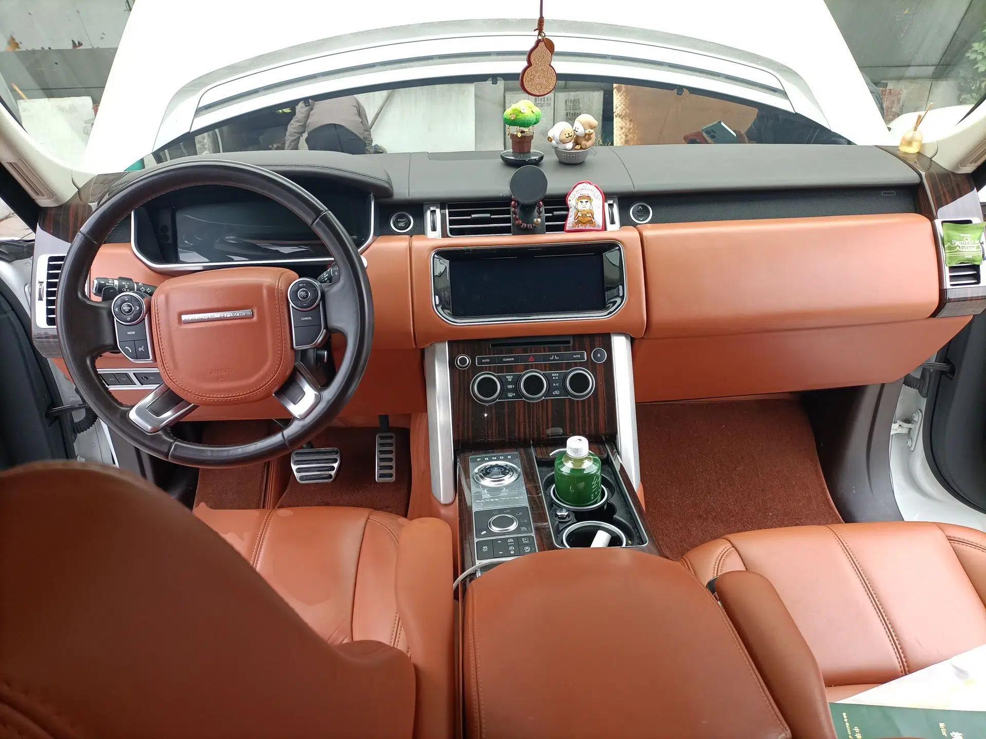 Land Rover Range Vogue 2016 3.0T Gasoline Parallel Import — миниатюра 10