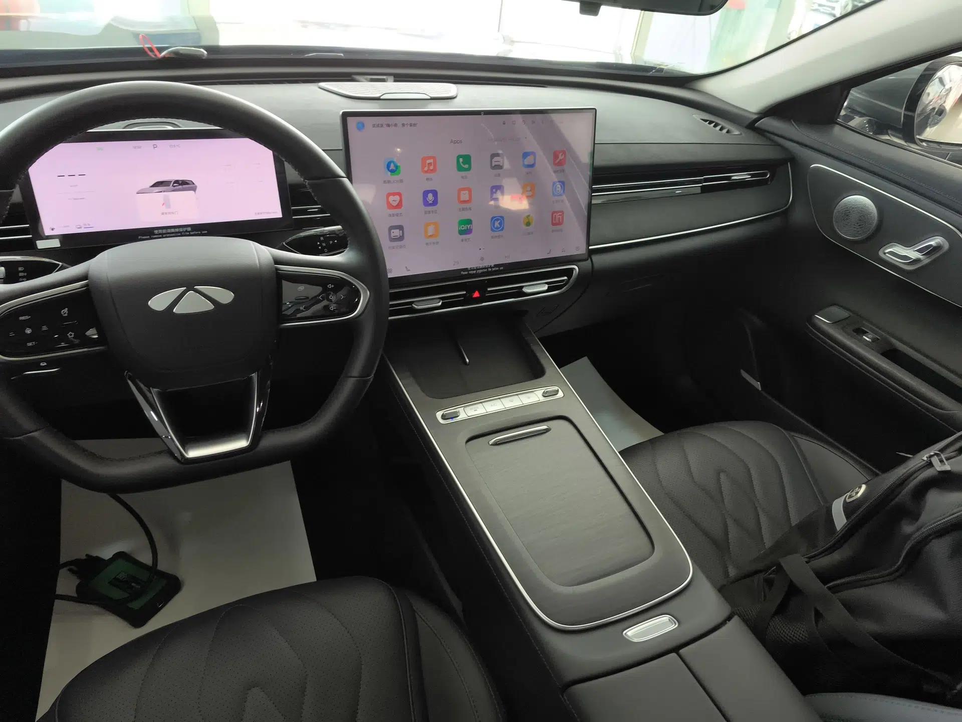 Chery Fengyun A8L 2025 1.5 TGDI 145 km Luxury Version — миниатюра 17
