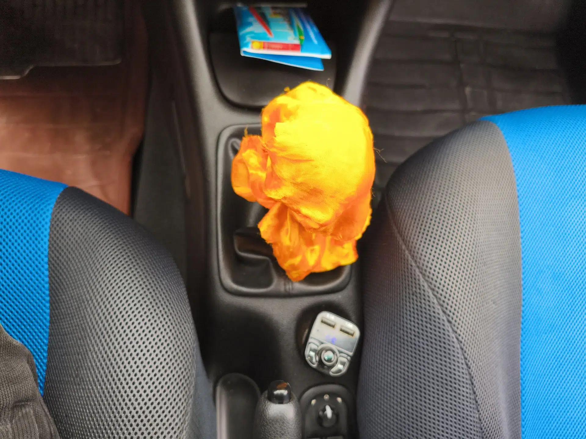 Peugeot 207 2011 Hatchback 1.4L Manual Yule Edition — миниатюра 15