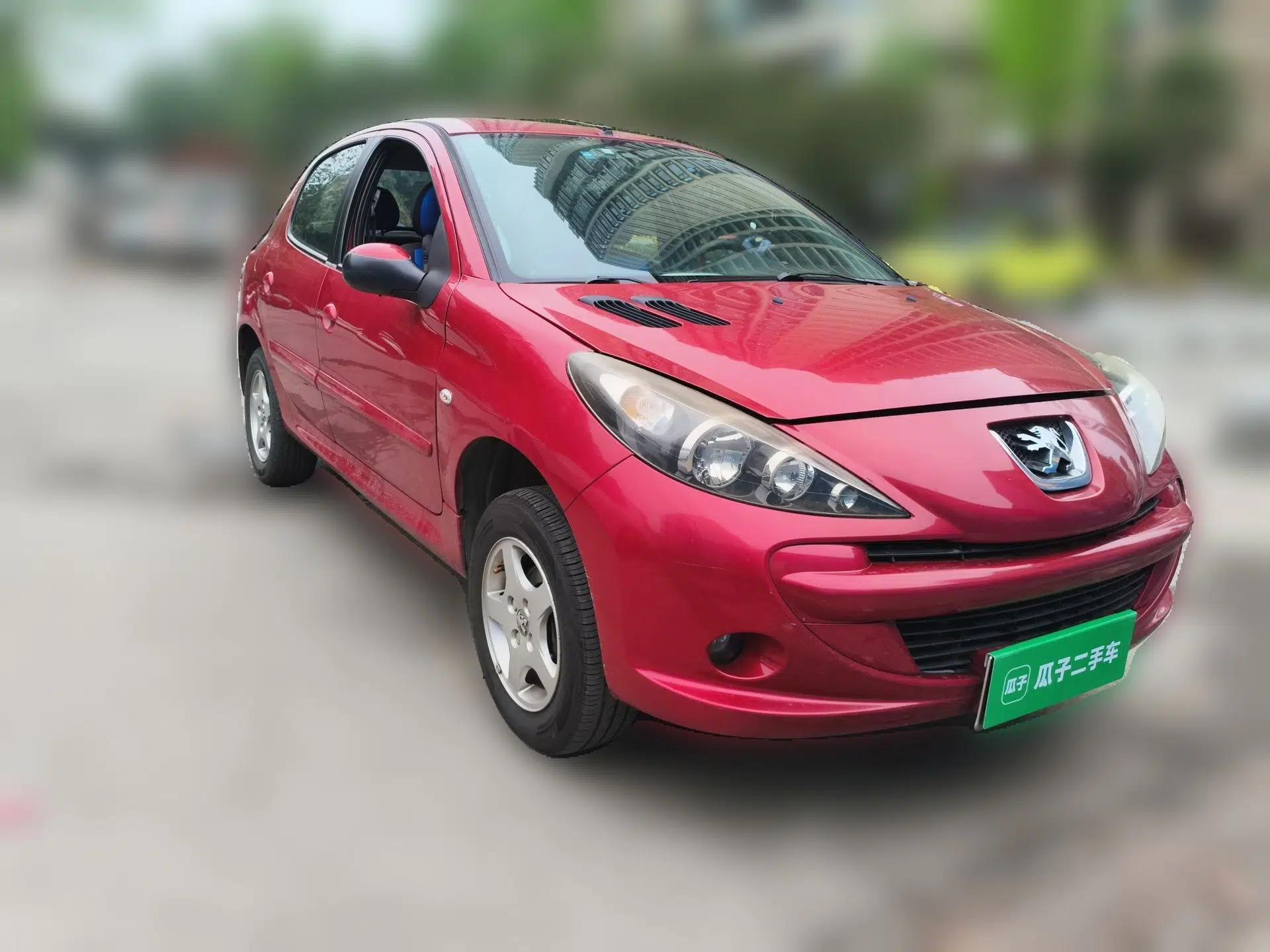 Peugeot 207 2011 Hatchback 1.4L Manual Yule Edition — миниатюра 3