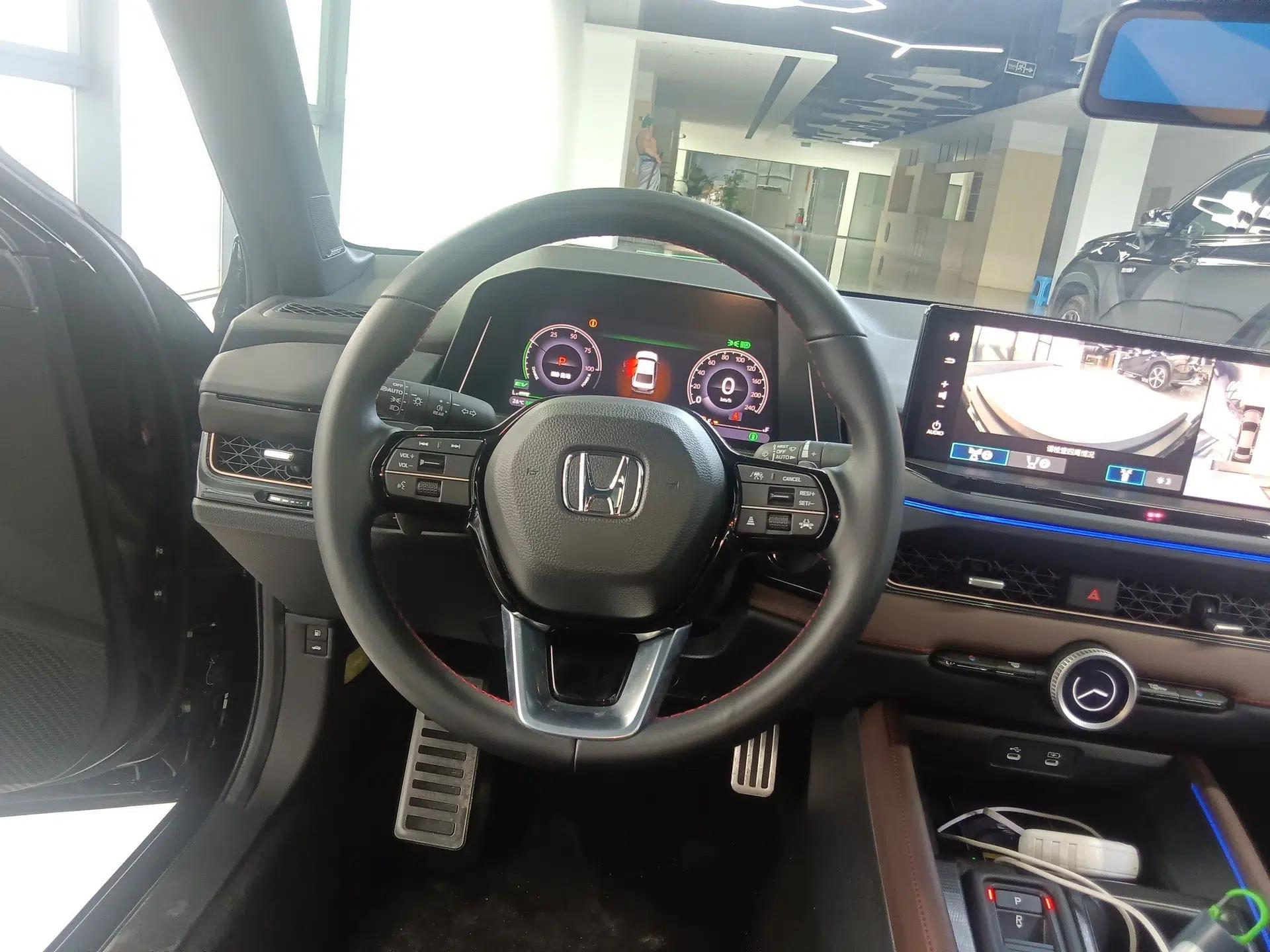 Honda Inspire New Energy 2025 Model—e:PHEV Smart Shine Version — миниатюра 14