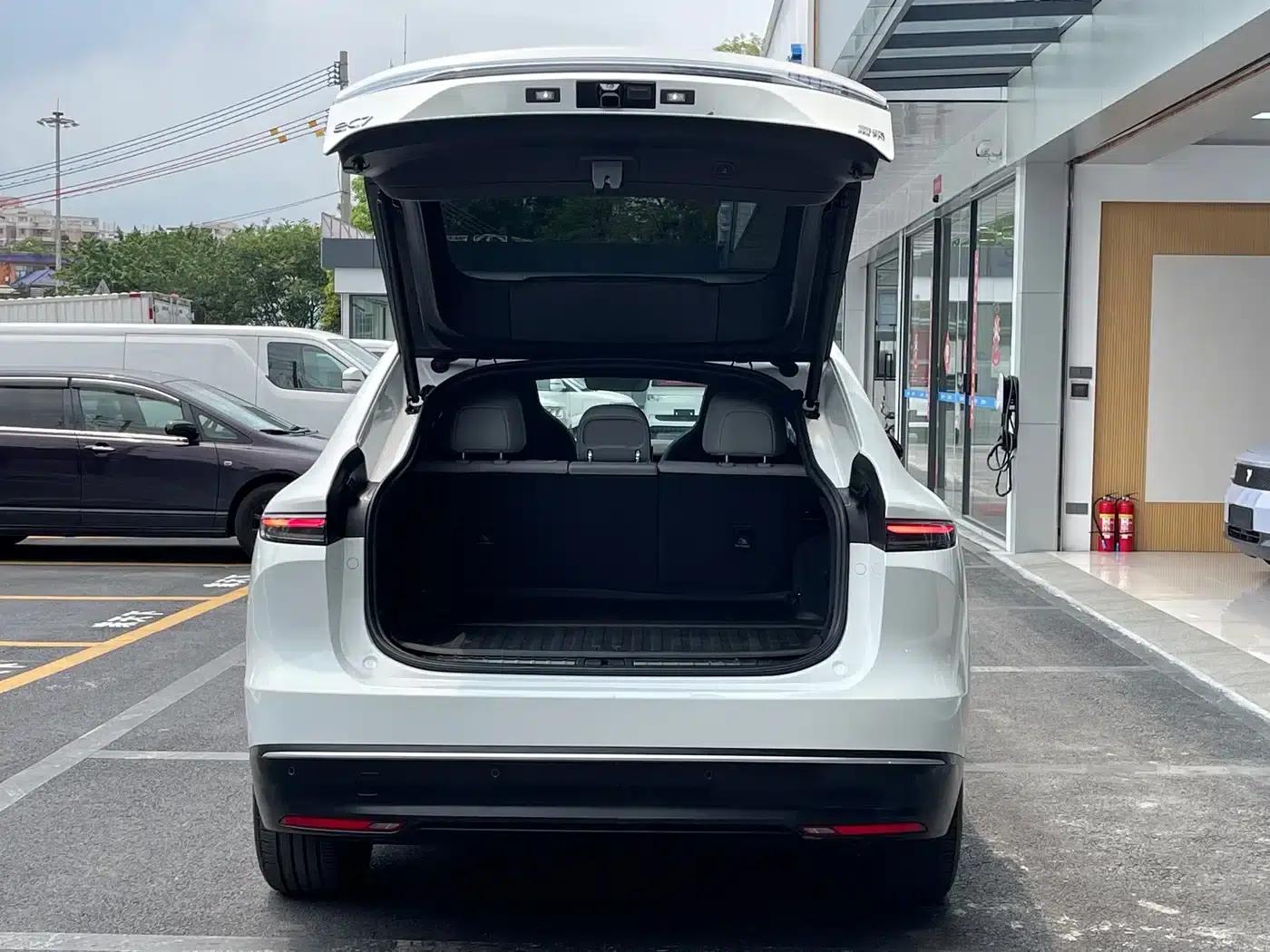 NIO EC7 2024 model 75kWh — миниатюра 17