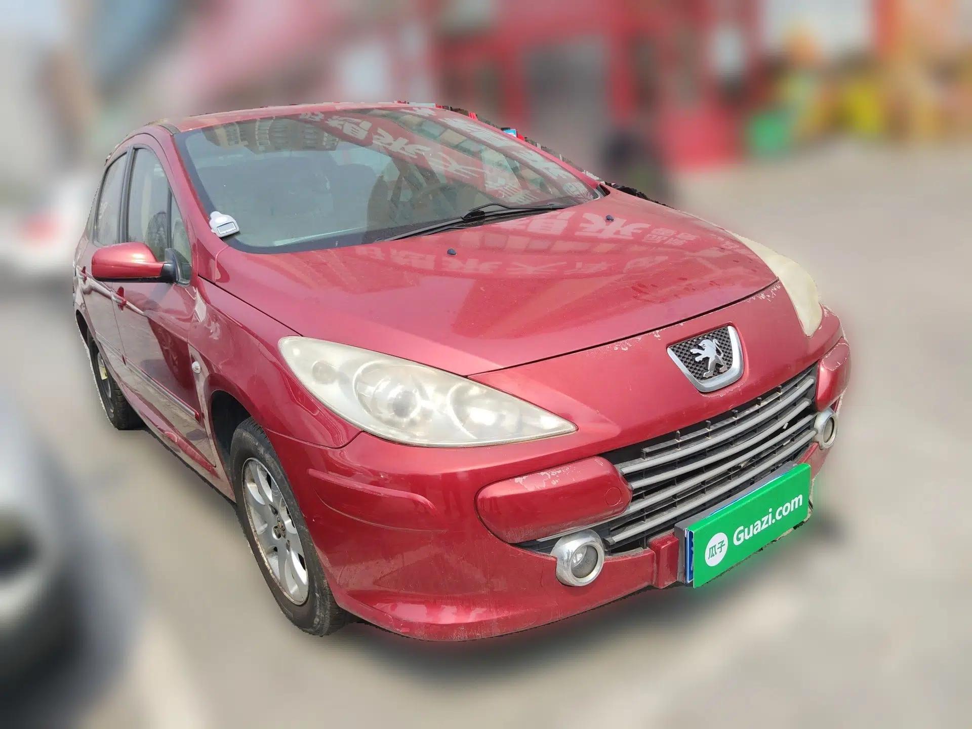 Peugeot 307 2010 Sedan 1.6L Automatic Comfort Edition — миниатюра 3