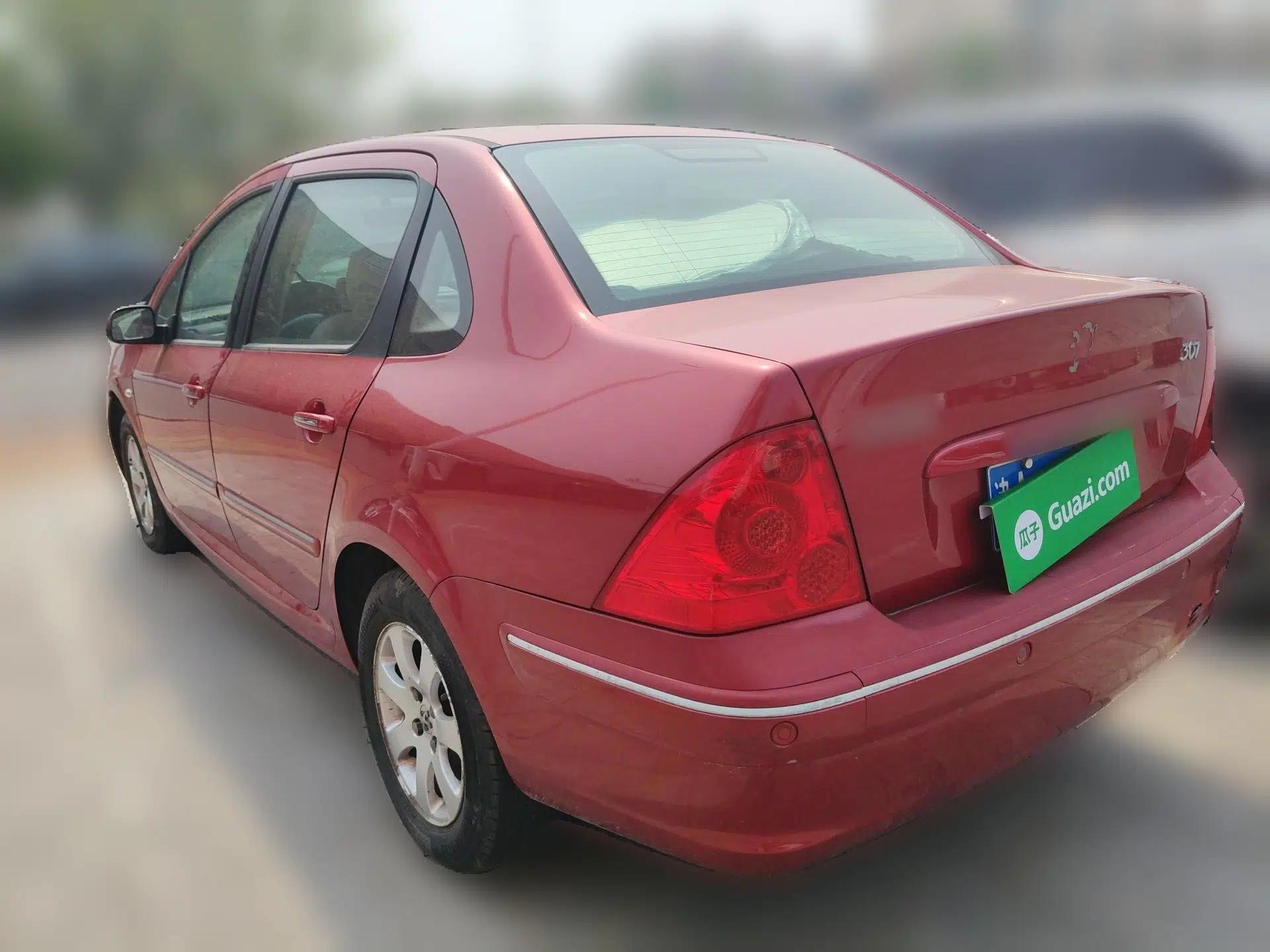 Peugeot 307 2010 Sedan 1.6L Automatic Comfort Edition — миниатюра 4