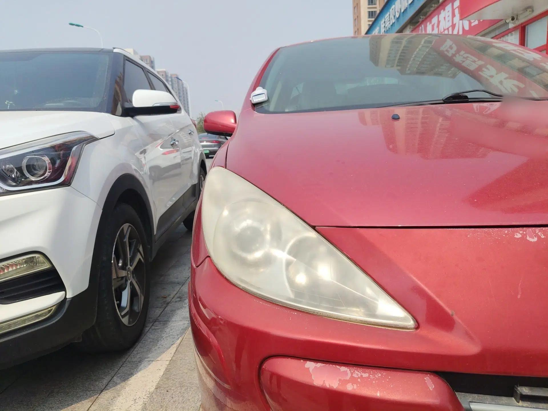 Peugeot 307 2010 Sedan 1.6L Automatic Comfort Edition — миниатюра 7