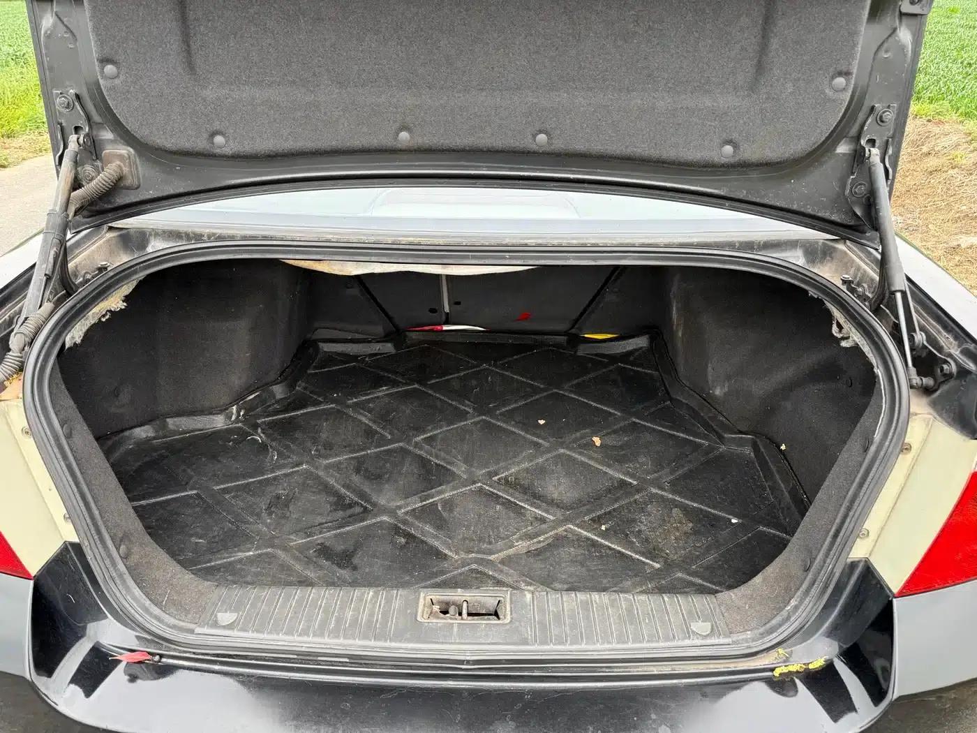 Chevrolet Epica 2013 1.8 SE Comfort Edition AT — миниатюра 13