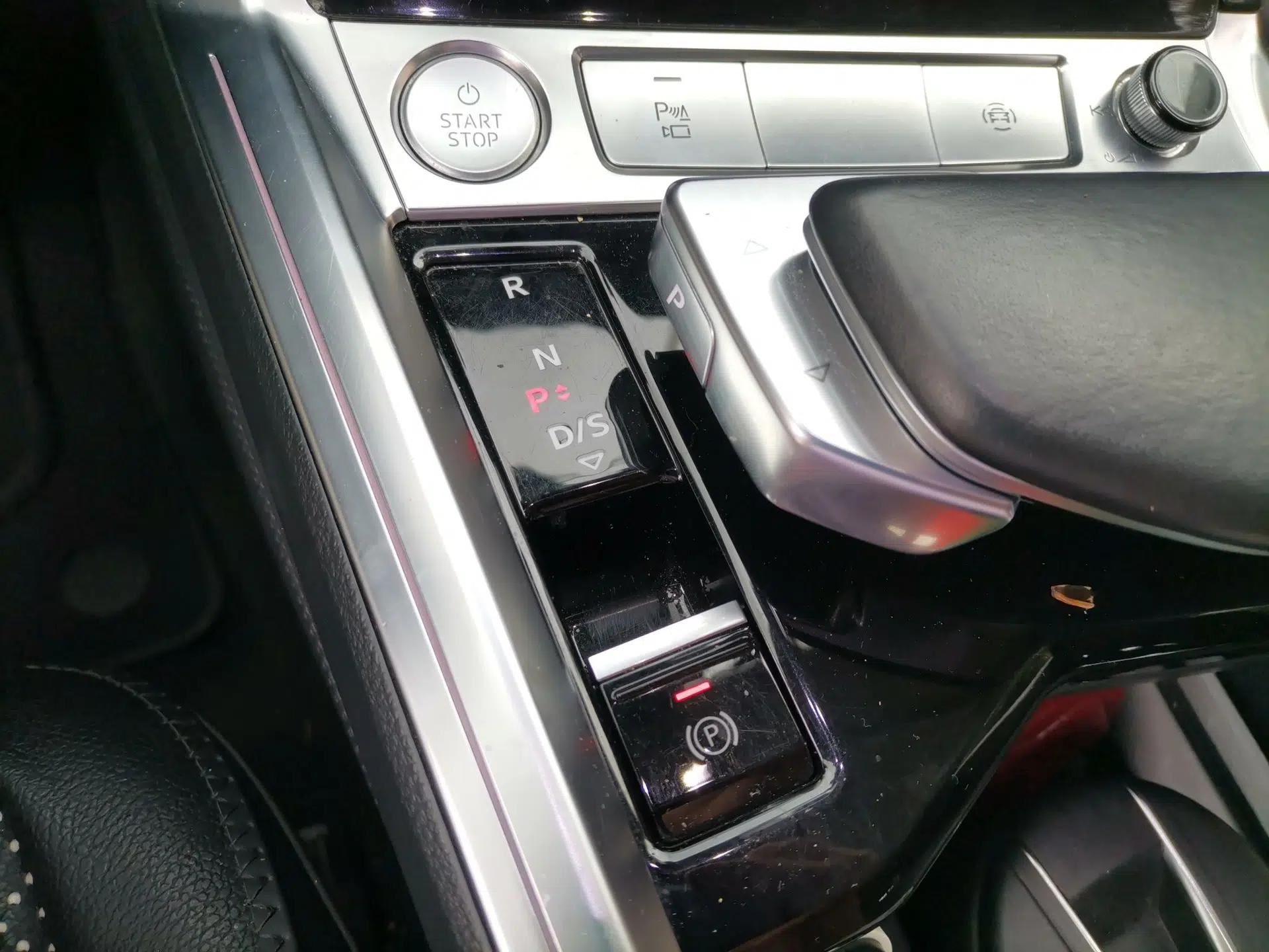 Audi e-tron 2019 55 quattro Technology Edition — миниатюра 15