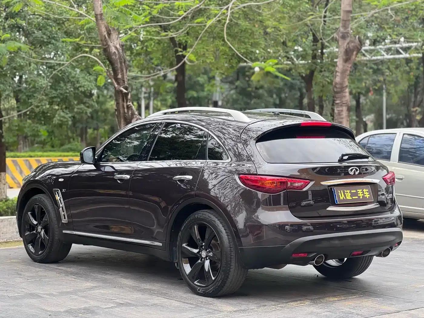 Infiniti QX70 2013 3.7L Standard Edition — миниатюра 7
