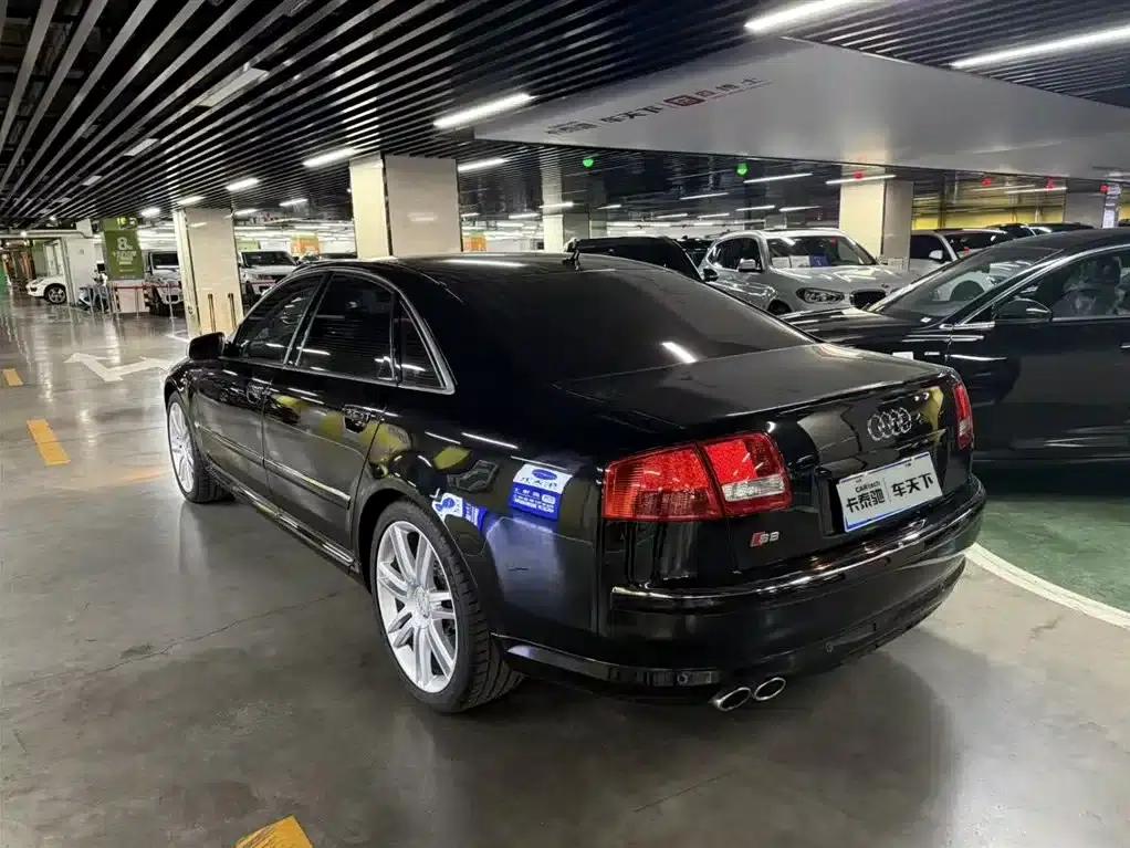 2007 Audi S8, S8 5.2 — миниатюра 4
