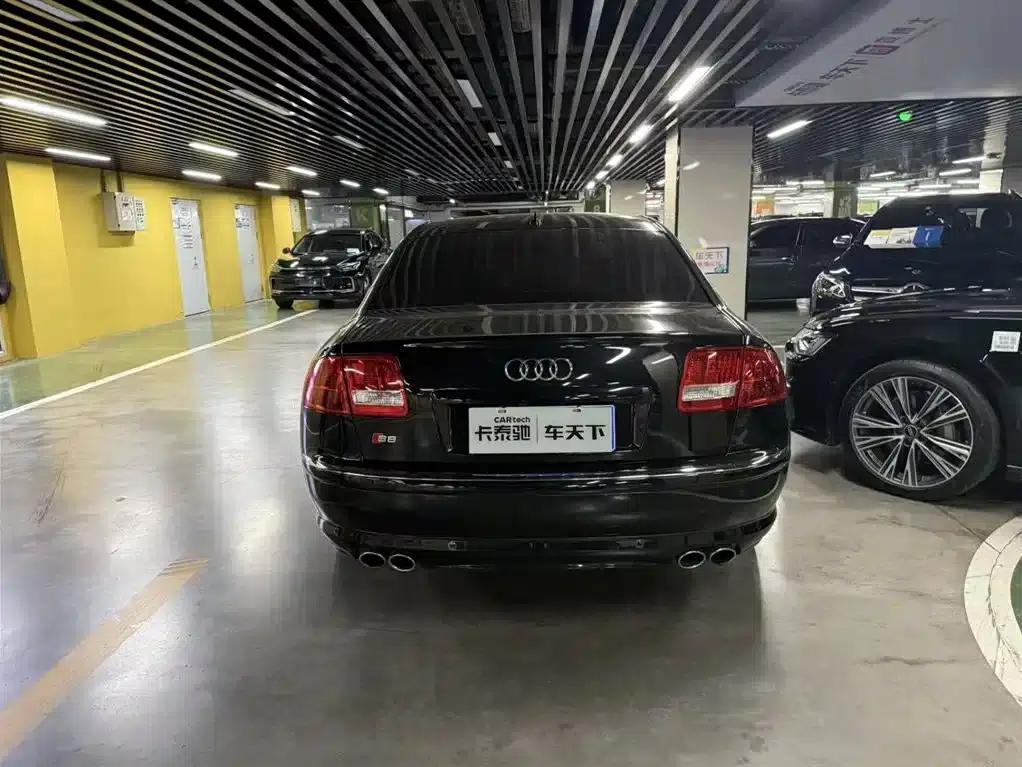 2007 Audi S8, S8 5.2 — миниатюра 5