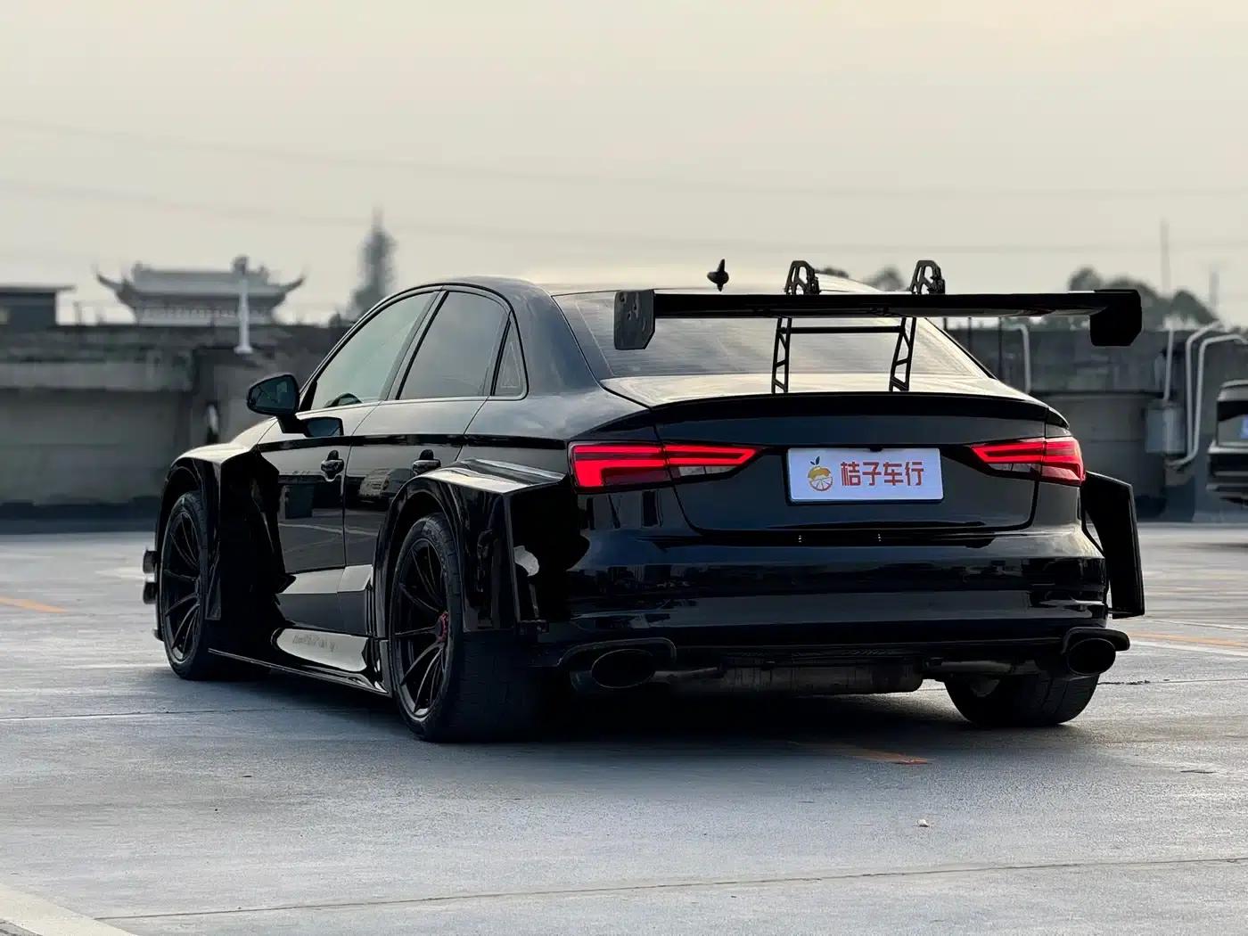 Audi RS 3 2017 RS 3 2.5T Limousine — миниатюра 6
