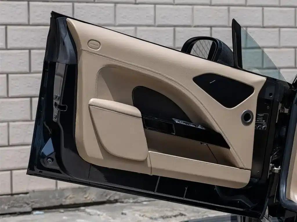 2017 Rapide 6.0L S — миниатюра 15