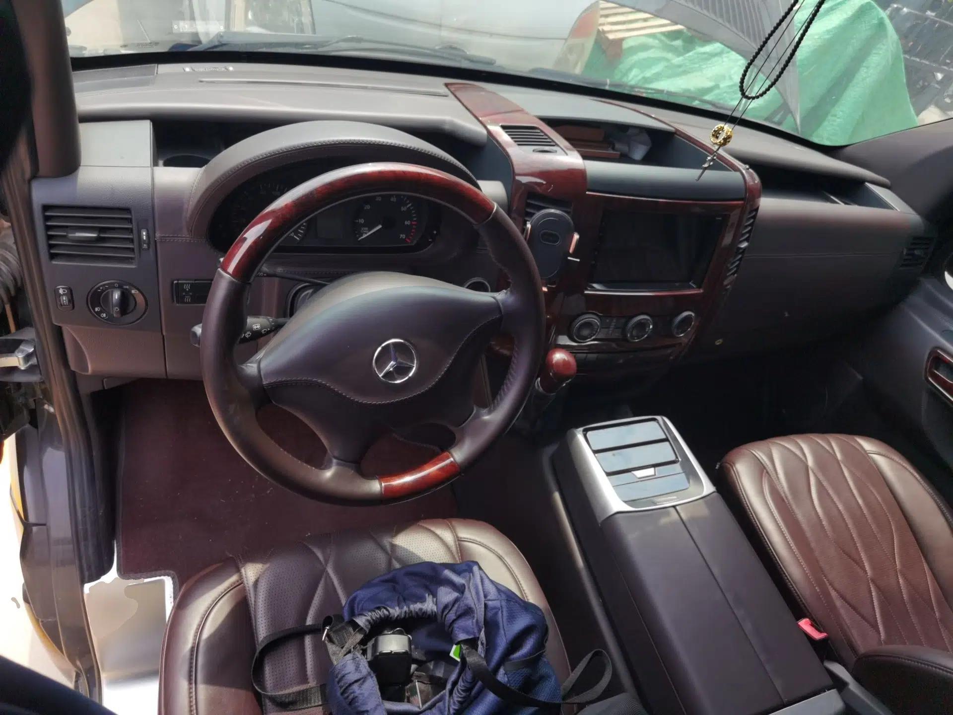 Mercedes-Benz Sprinter  — миниатюра 10