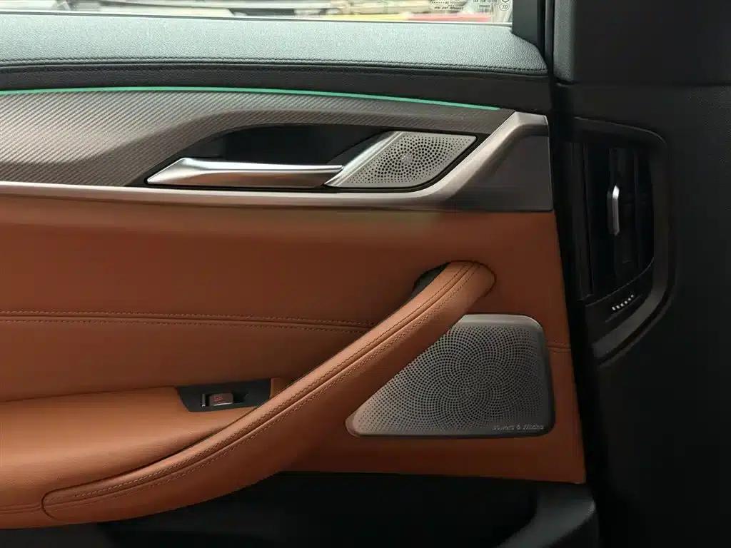 2021 BMW M5 — миниатюра 42