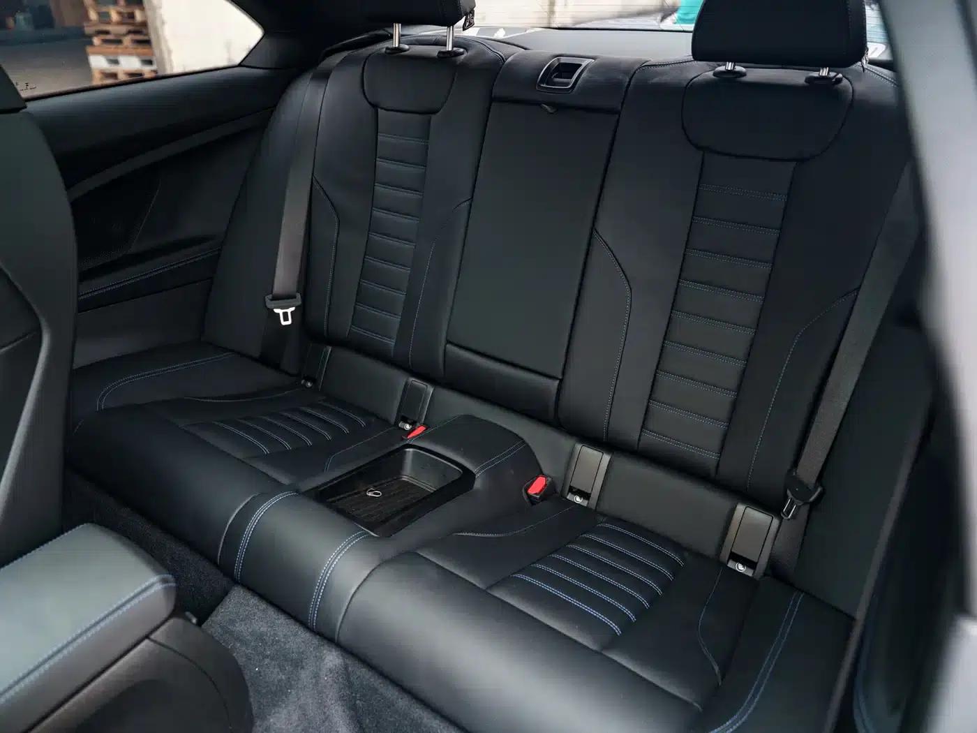2025 BMW M240i xDrive — миниатюра 14