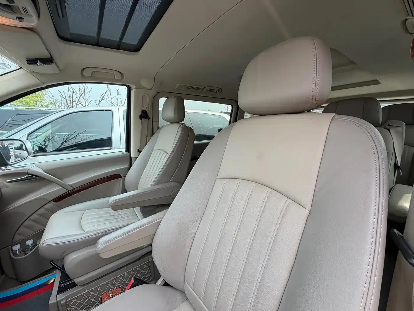 Viano 2013 3.0L Premium Edition — миниатюра 8