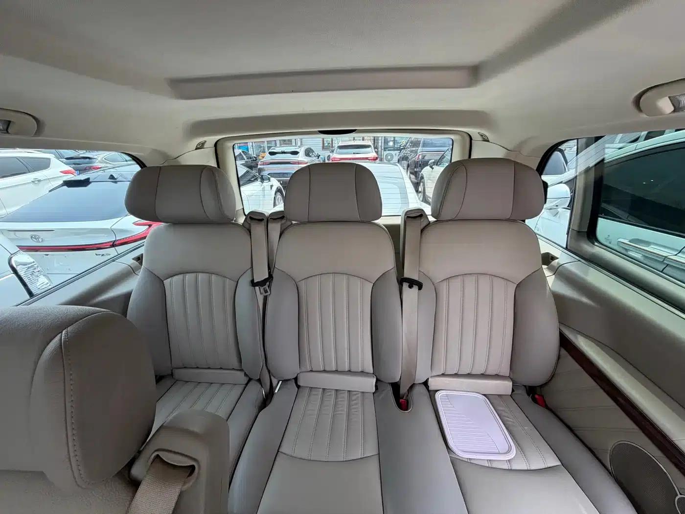 Viano 2013 3.0L Premium Edition — миниатюра 10