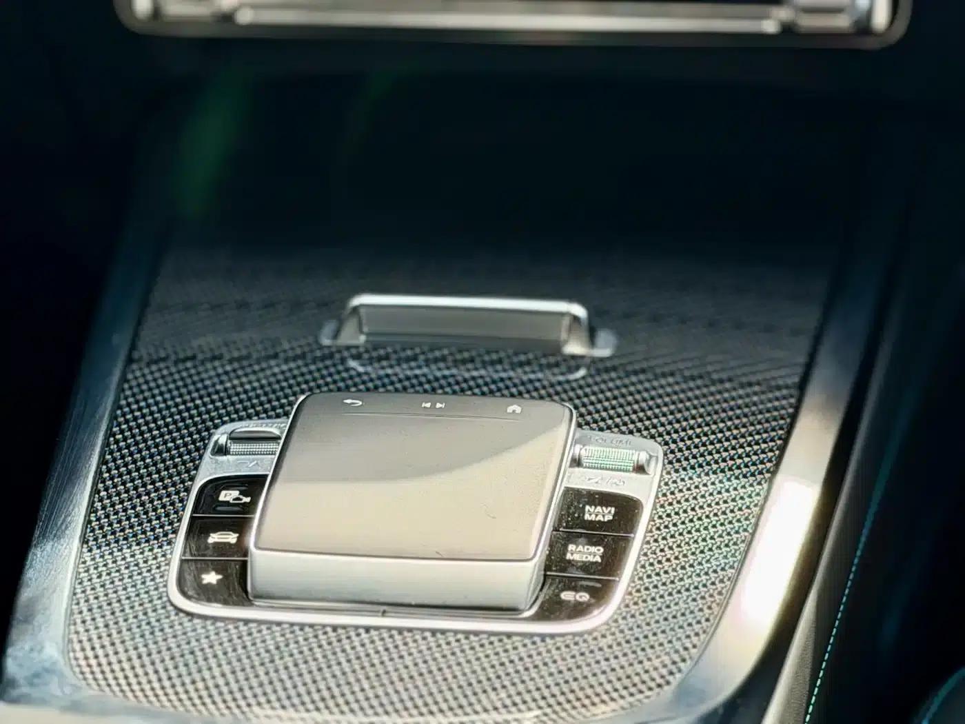 Mercedes-Benz G-Class PHEV 2025 G580 First Edition — миниатюра 20