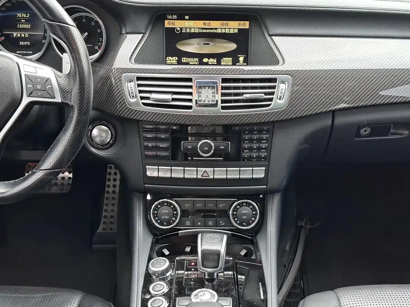 2012 Mercedes-Benz CLS AMG, AMG CLS 63 — миниатюра 16