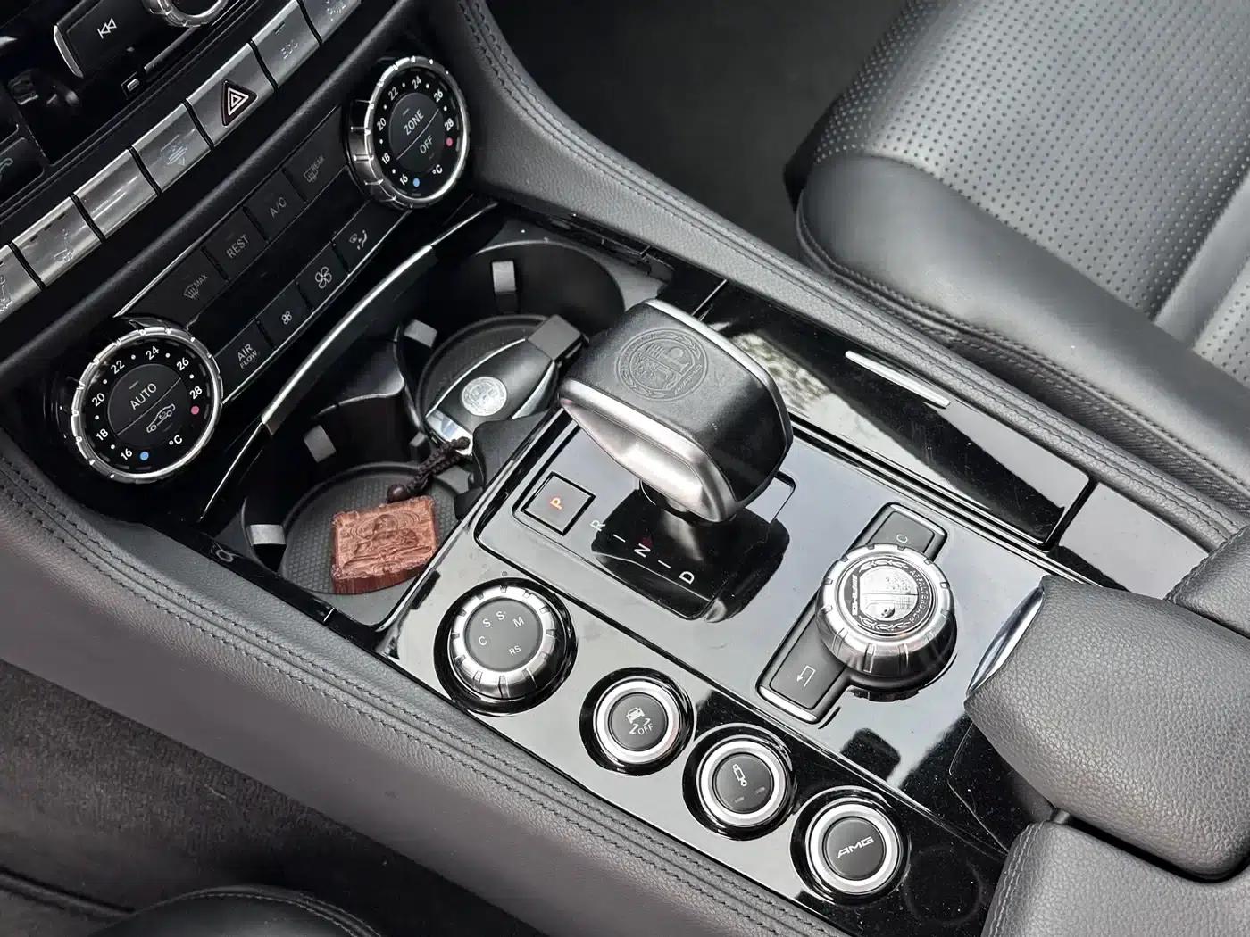 2012 Mercedes-Benz CLS AMG, AMG CLS 63 — миниатюра 7