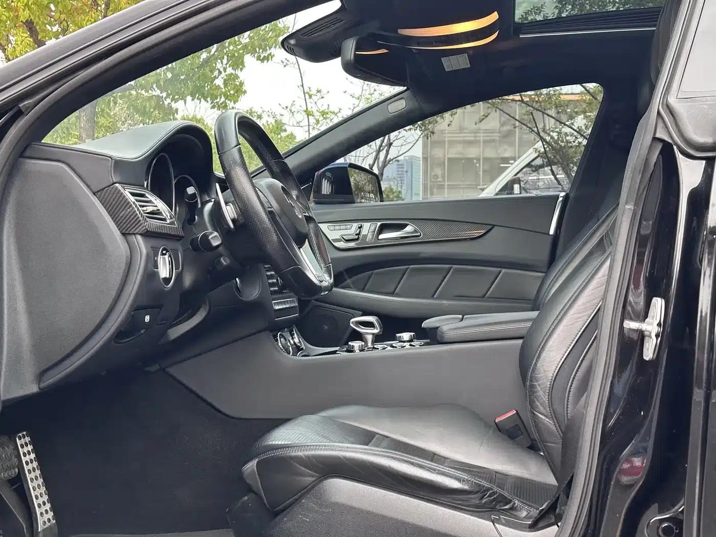 2012 Mercedes-Benz CLS AMG, AMG CLS 63 — миниатюра 10