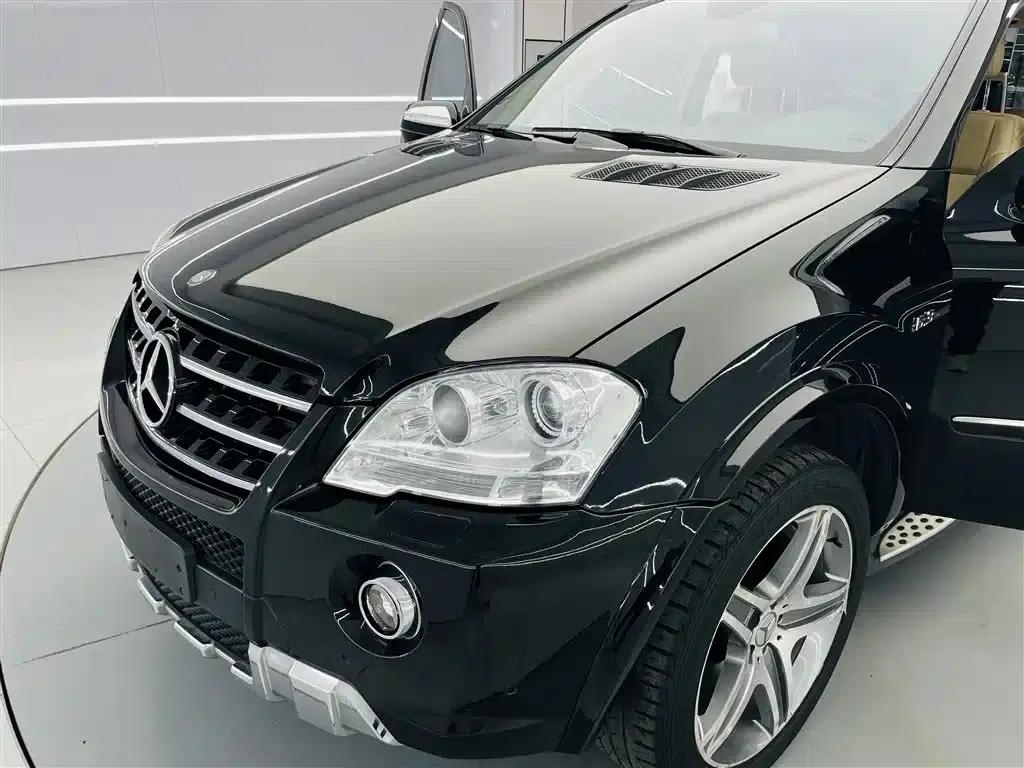 2011 Mercedes-Benz M-Class AMG ML 63 — миниатюра 25