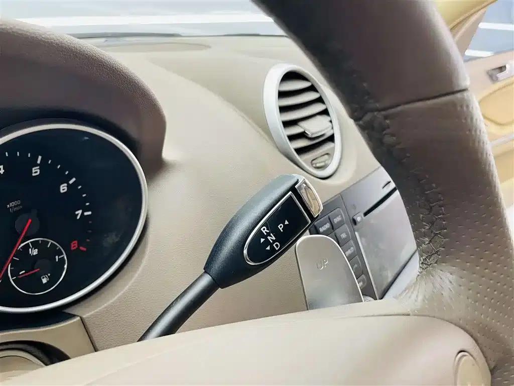 2011 Mercedes-Benz M-Class AMG ML 63 — миниатюра 34