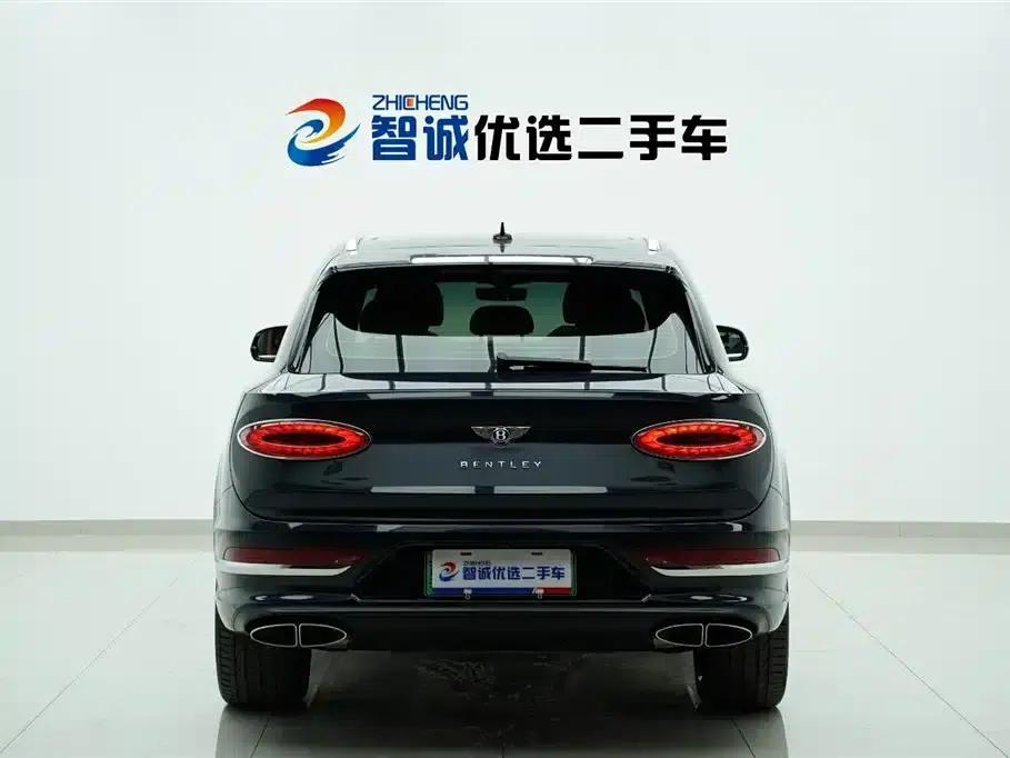 Bentayga Plug-in Hybrid 2021 3.0T PHEV — миниатюра 5
