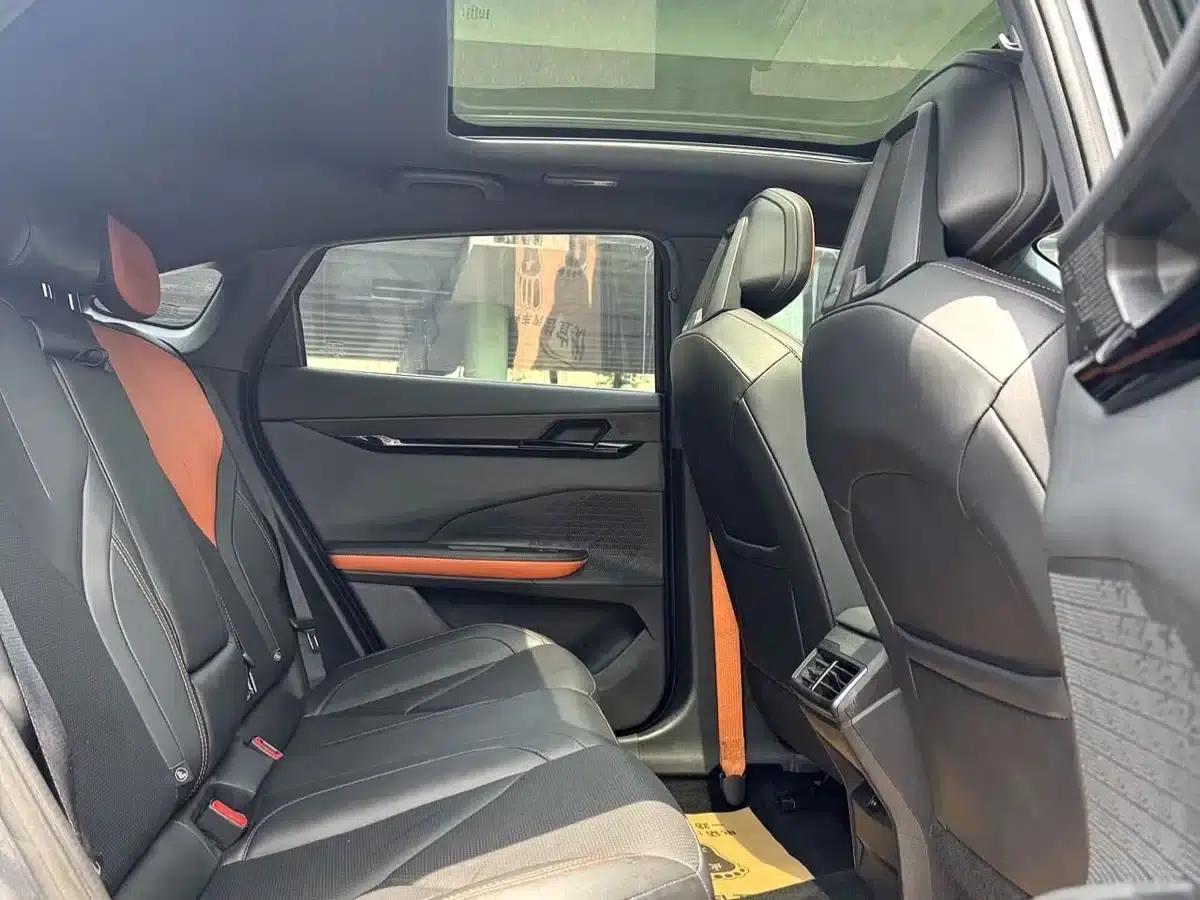 Changan UNI-V 2022 1.5T Sport Edition — миниатюра 6