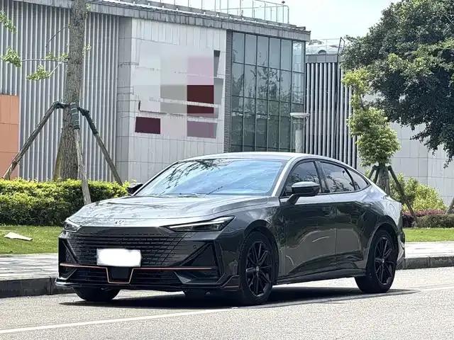 Changan UNI-V 2022 1.5T Sport Edition