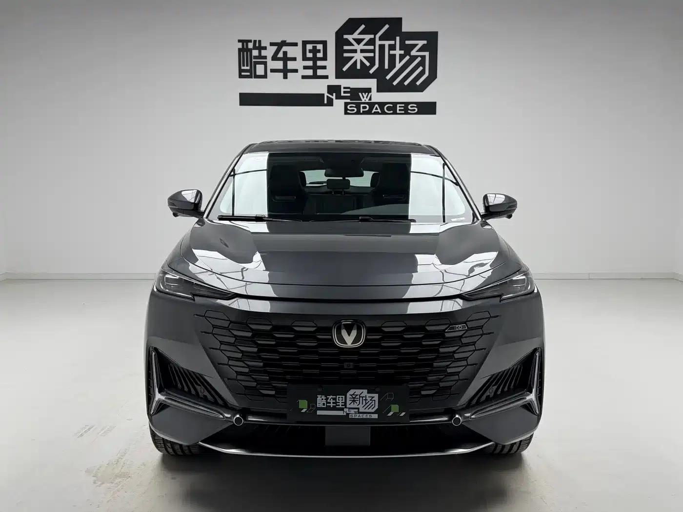 Changan UNI-K Smart Electric iDD 2023 Model, Smart Electric iDD 1.5T, 135km/h Smart Fun Edition — миниатюра 2