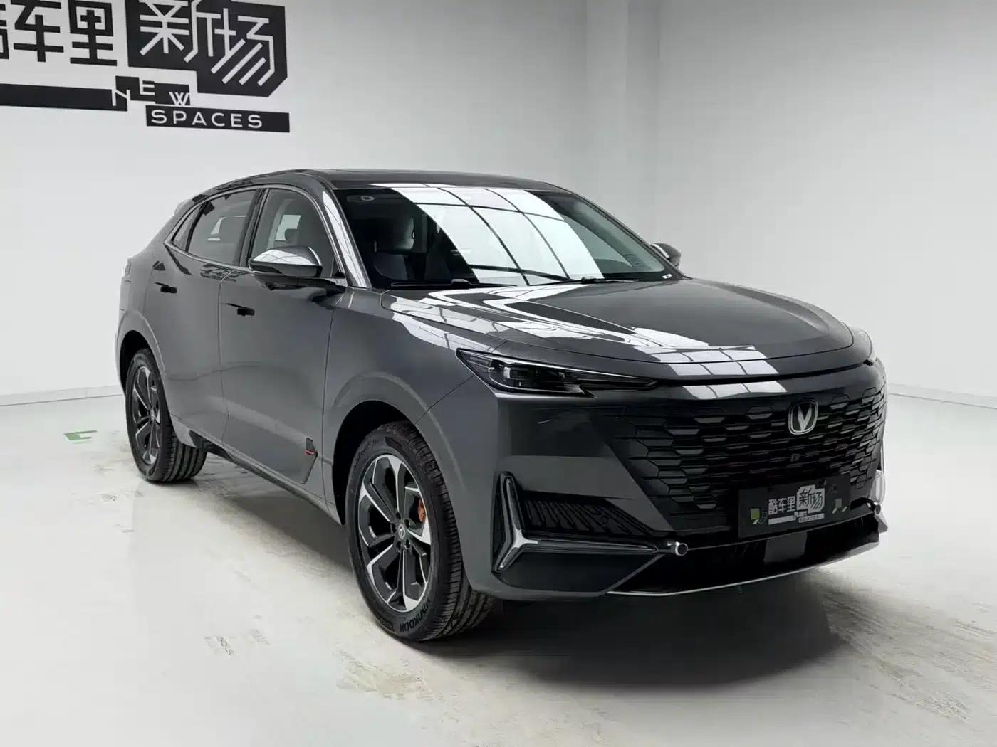 Changan UNI-K Smart Electric iDD 2023 Model, Smart Electric iDD 1.5T, 135km/h Smart Fun Edition — миниатюра 3
