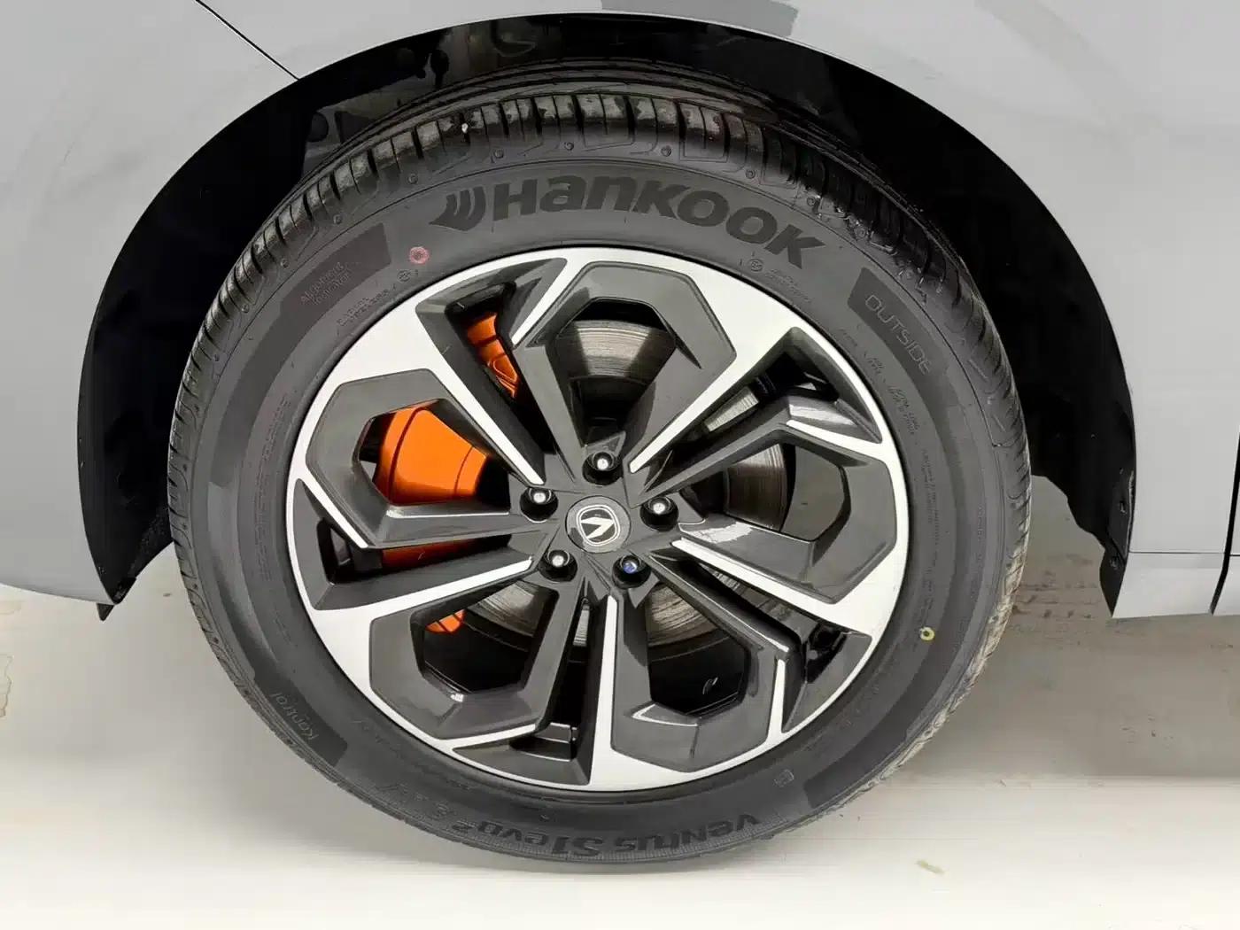 Changan UNI-K Smart Electric iDD 2023 Model, Smart Electric iDD 1.5T, 135km/h Smart Fun Edition — миниатюра 8