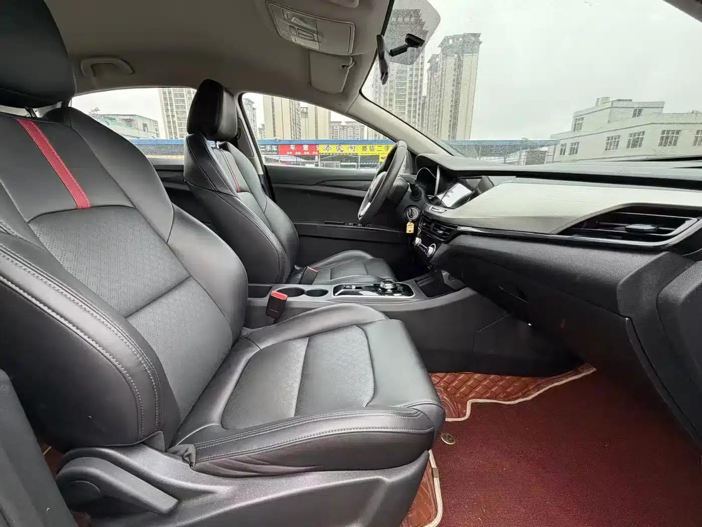 Changan Eado New Energy 2022 EV460 Smart Ride-Hailing Edition (Lithium Iron Phosphate) — миниатюра 16
