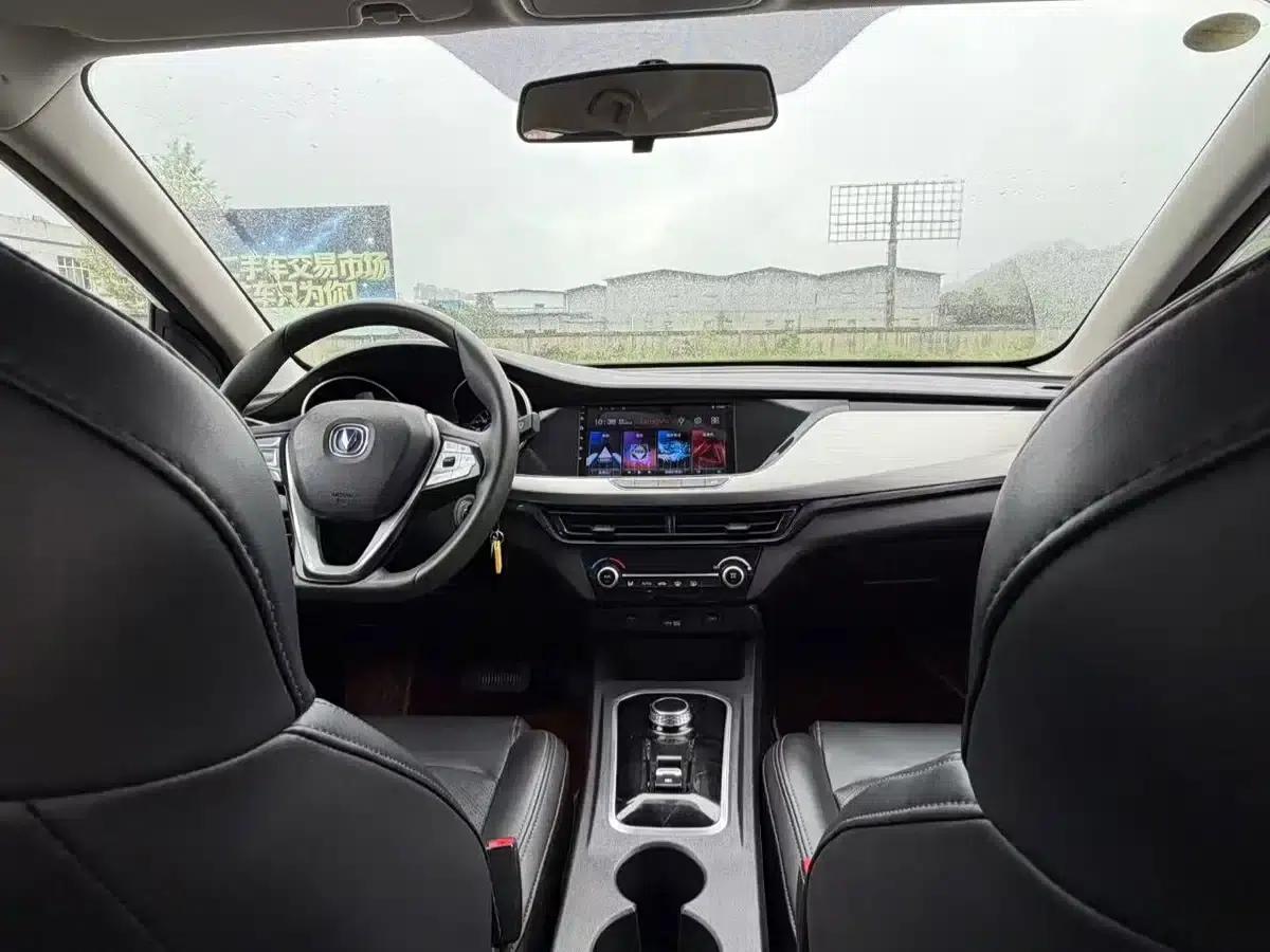 Changan Eado New Energy 2022 EV460 Smart Ride-Hailing Edition (Lithium Iron Phosphate) — миниатюра 18