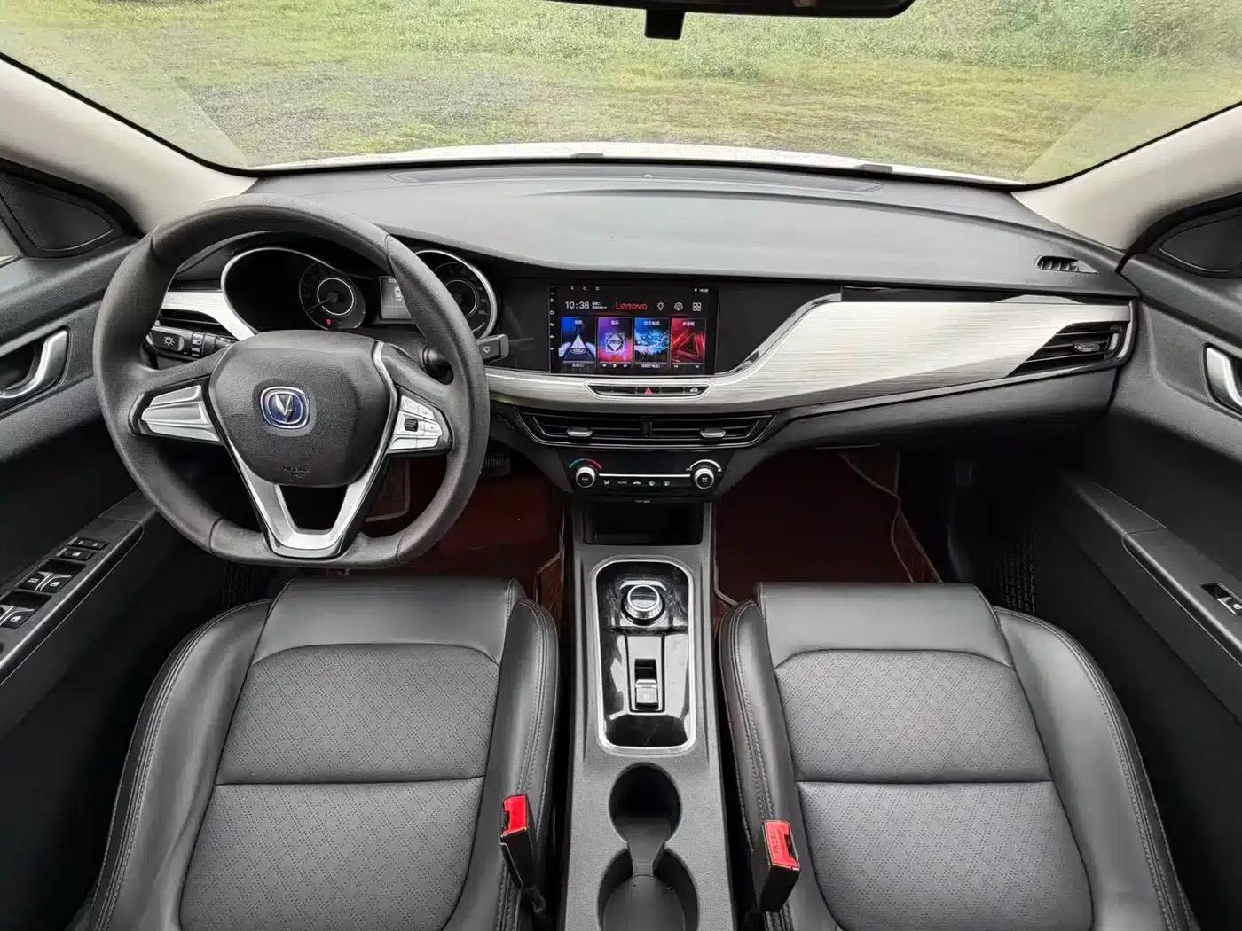 Changan Eado New Energy 2022 EV460 Smart Ride-Hailing Edition (Lithium Iron Phosphate) — миниатюра 19