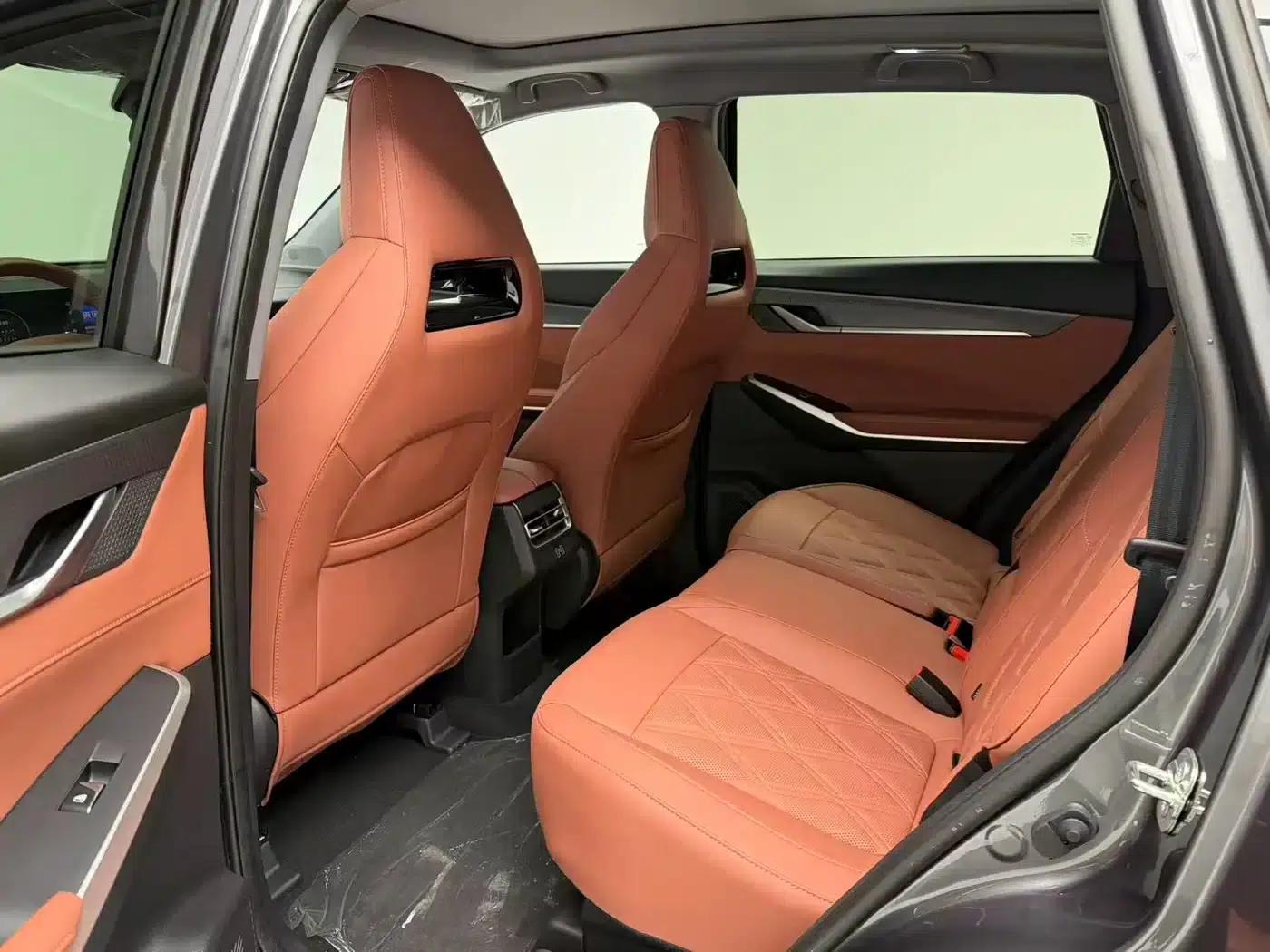 Changan CS75 PLUS Smart Electric iDD 2023 Model Smart Electric iDD Leading Edition — миниатюра 13